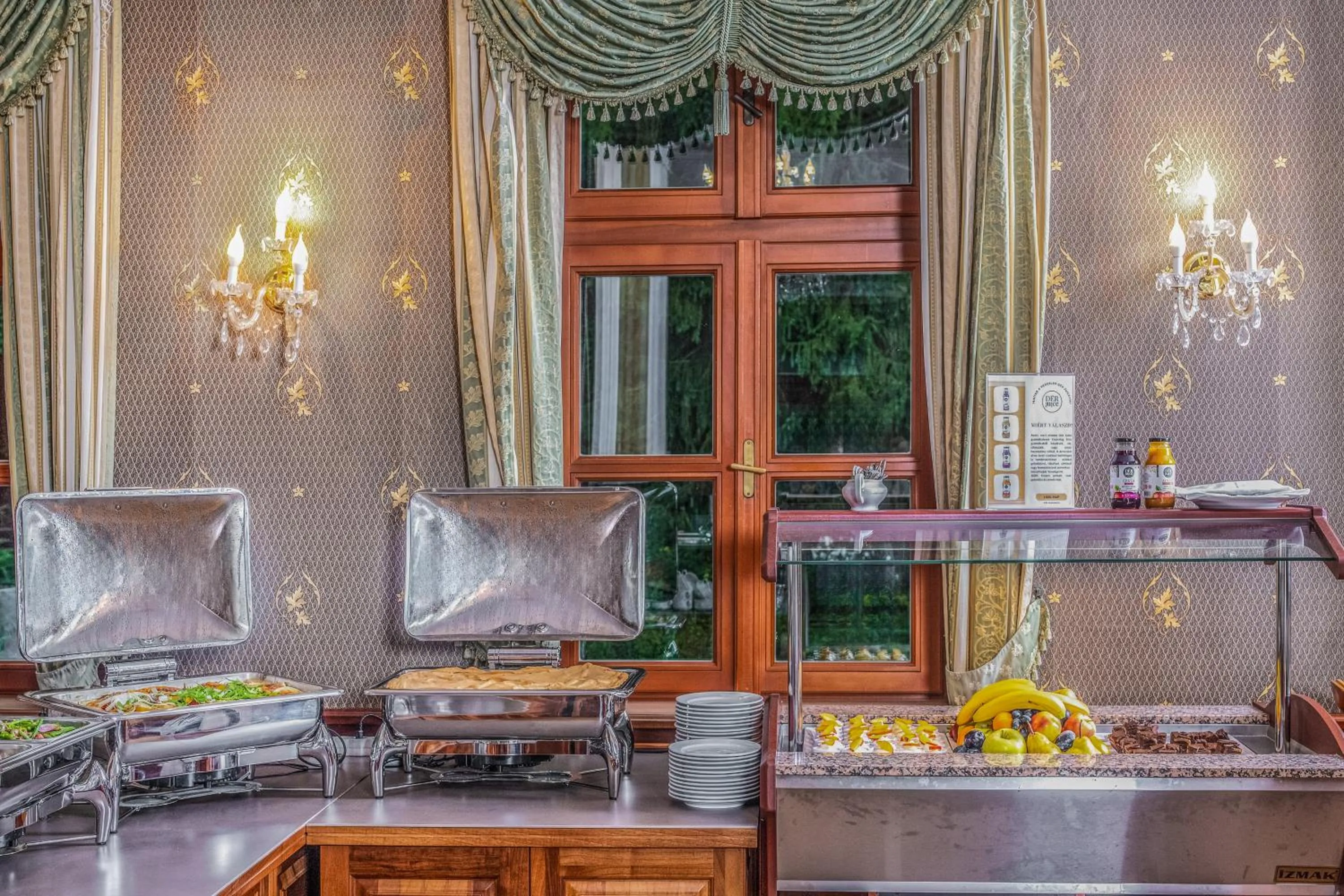 Kastélyhotel Sasvár Resort