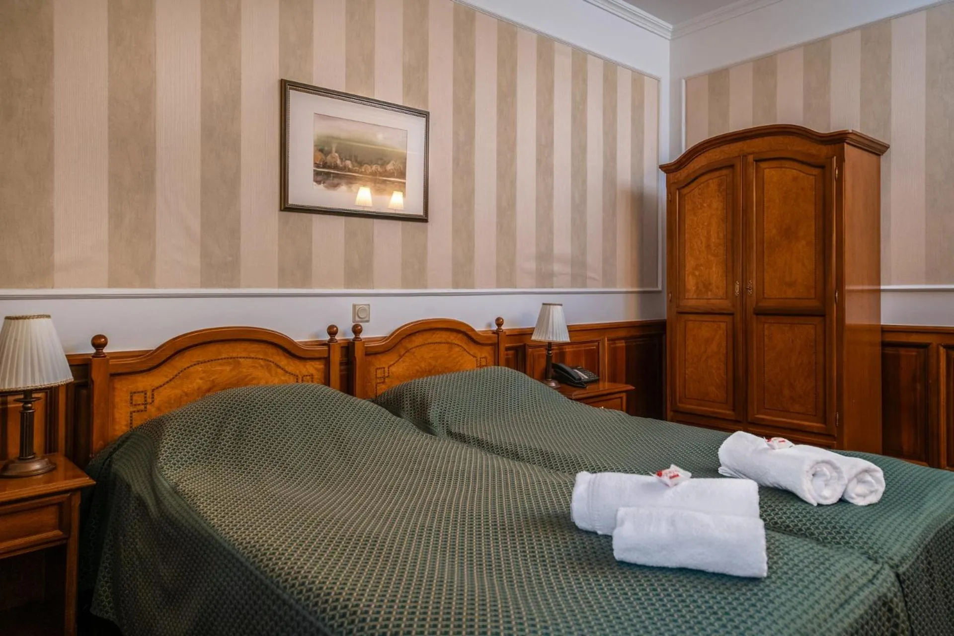 Bed in Kastélyhotel Sasvár Resort