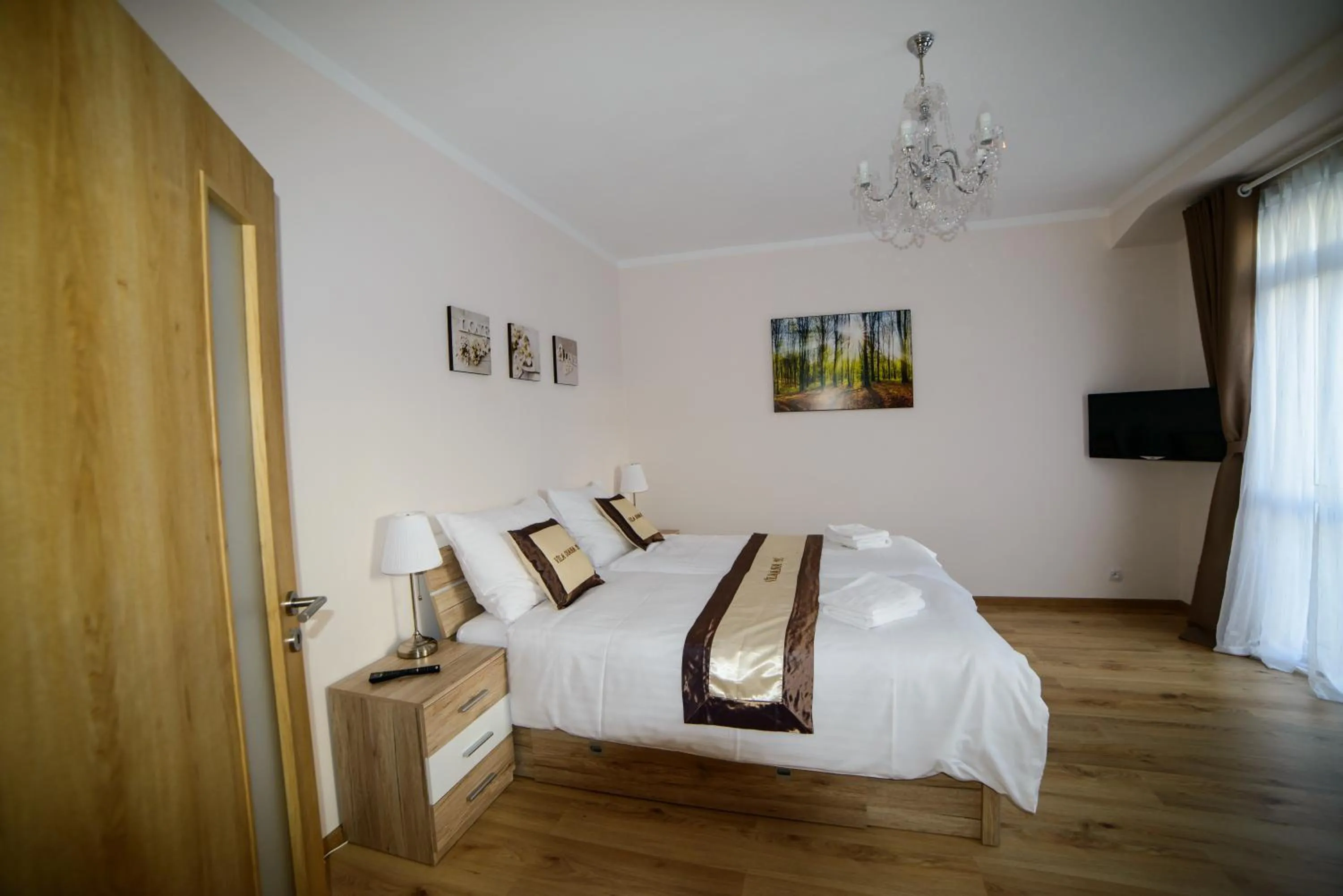 Bed in Diana Apartments Karlovy Vary