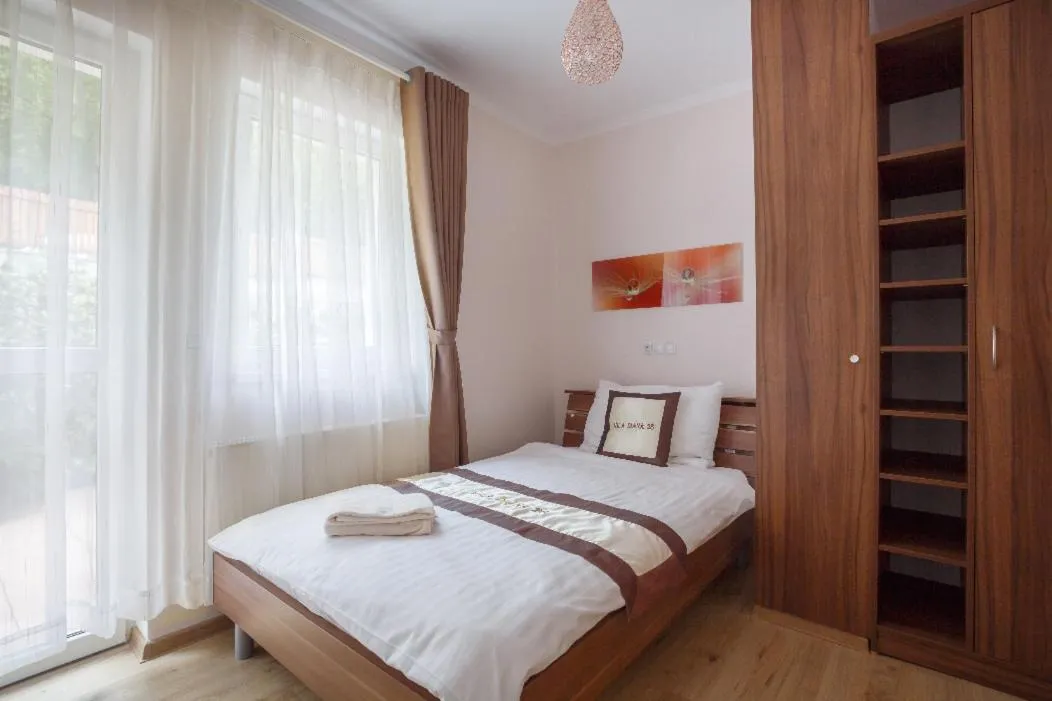 Patio, Bed in Diana Apartments Karlovy Vary