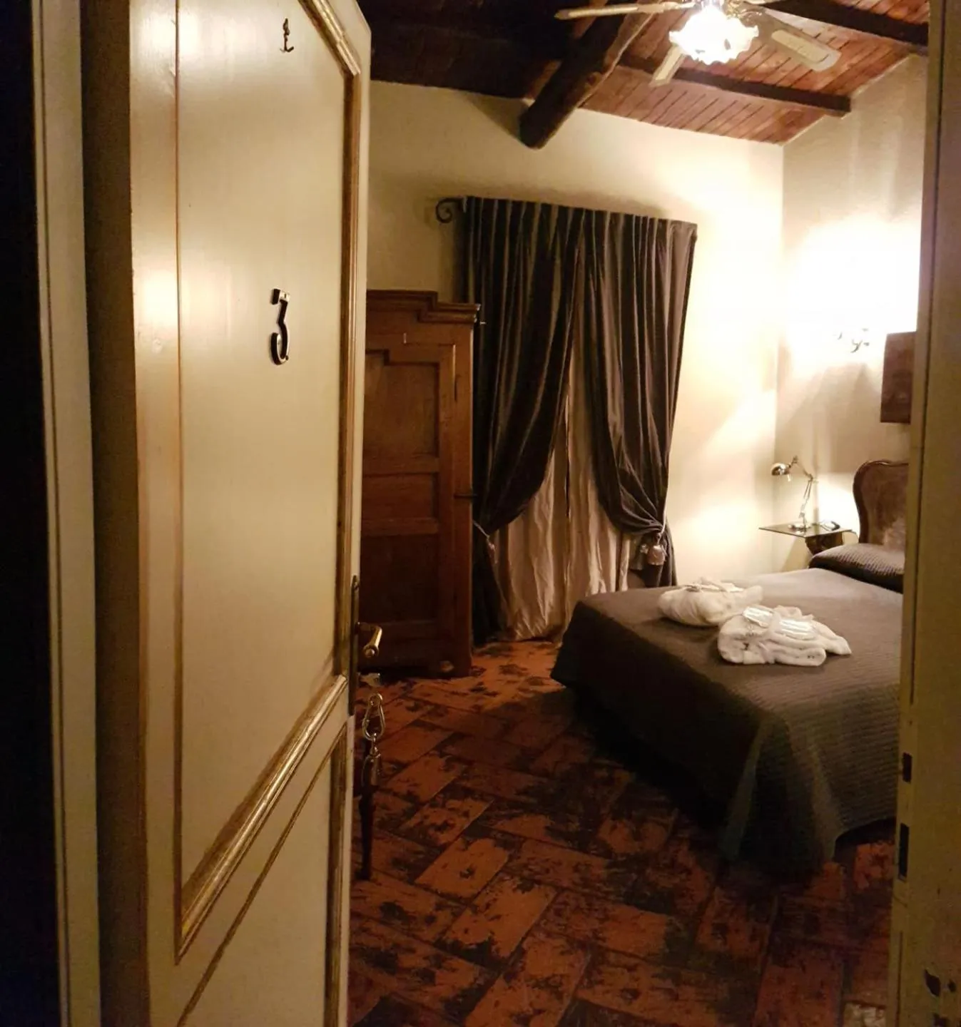 Bed in Almanuda Naturist Village