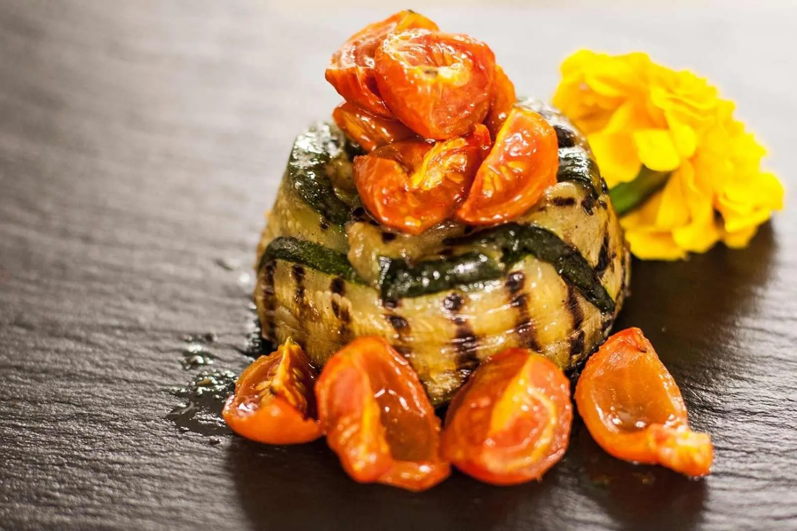 Restaurant/places to eat in Almanuda Naturist Village