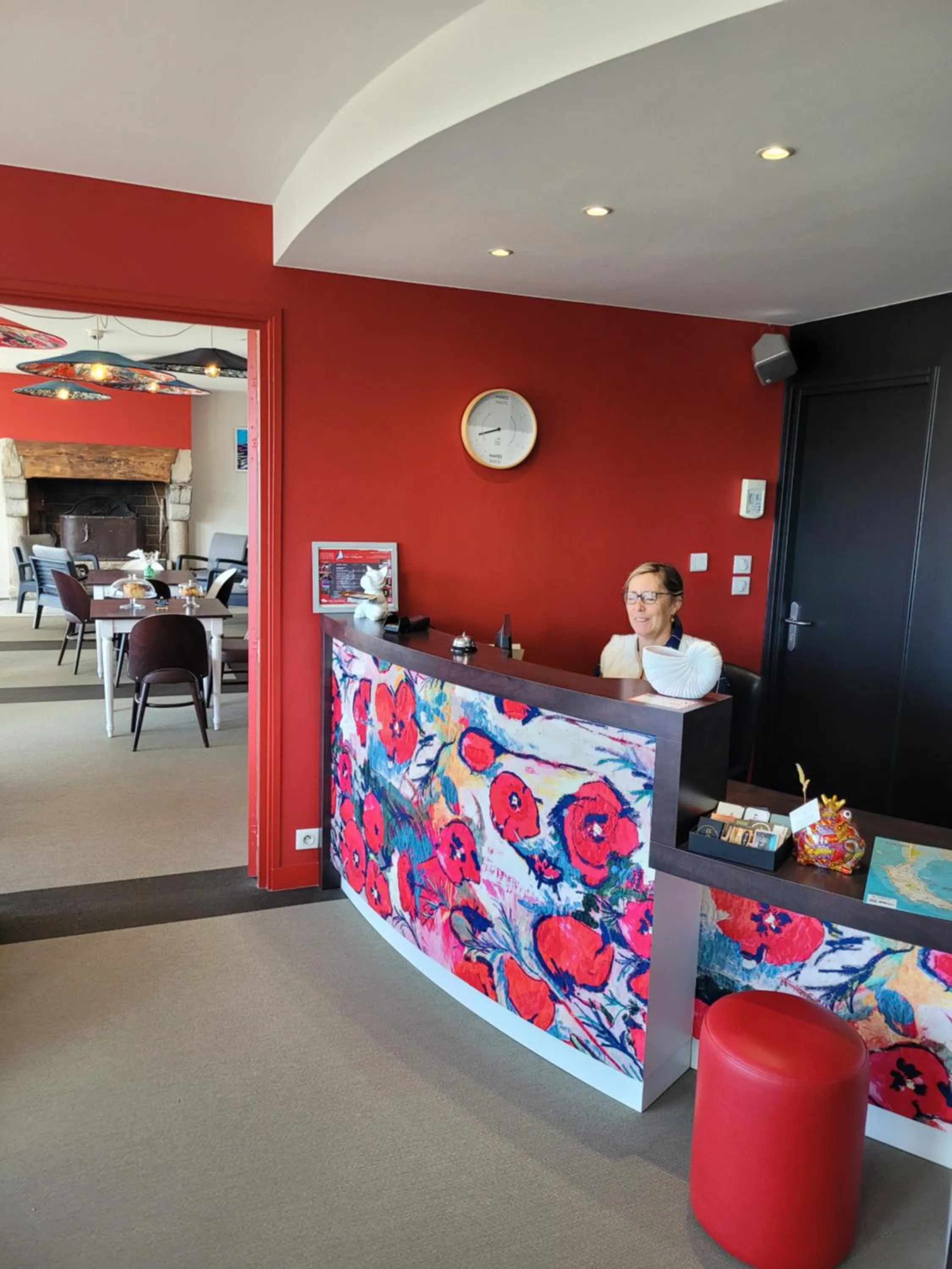 Lobby or reception in Hôtel Port Haliguen