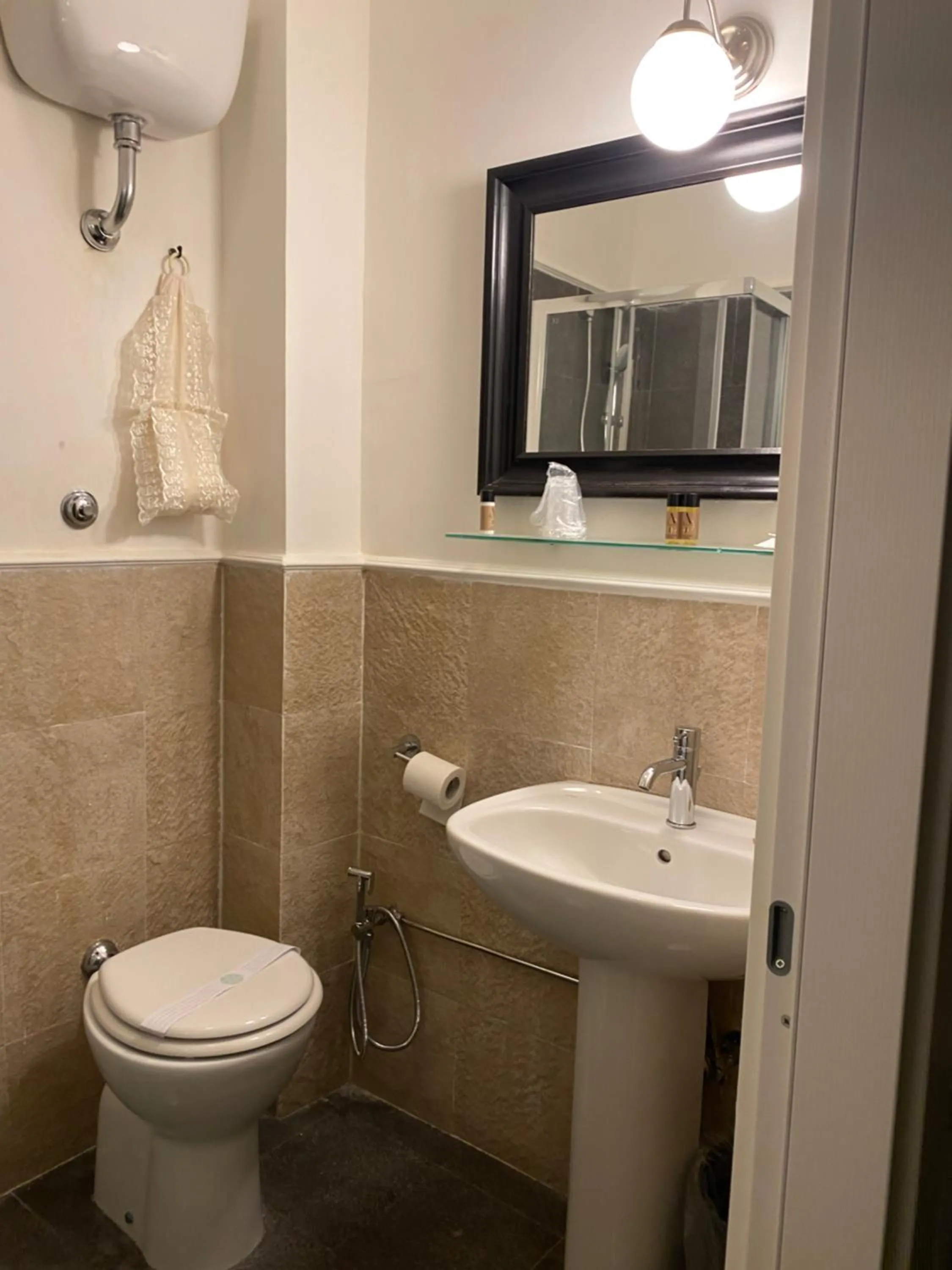 Shower in Hotel Plebiscito Aparthotel