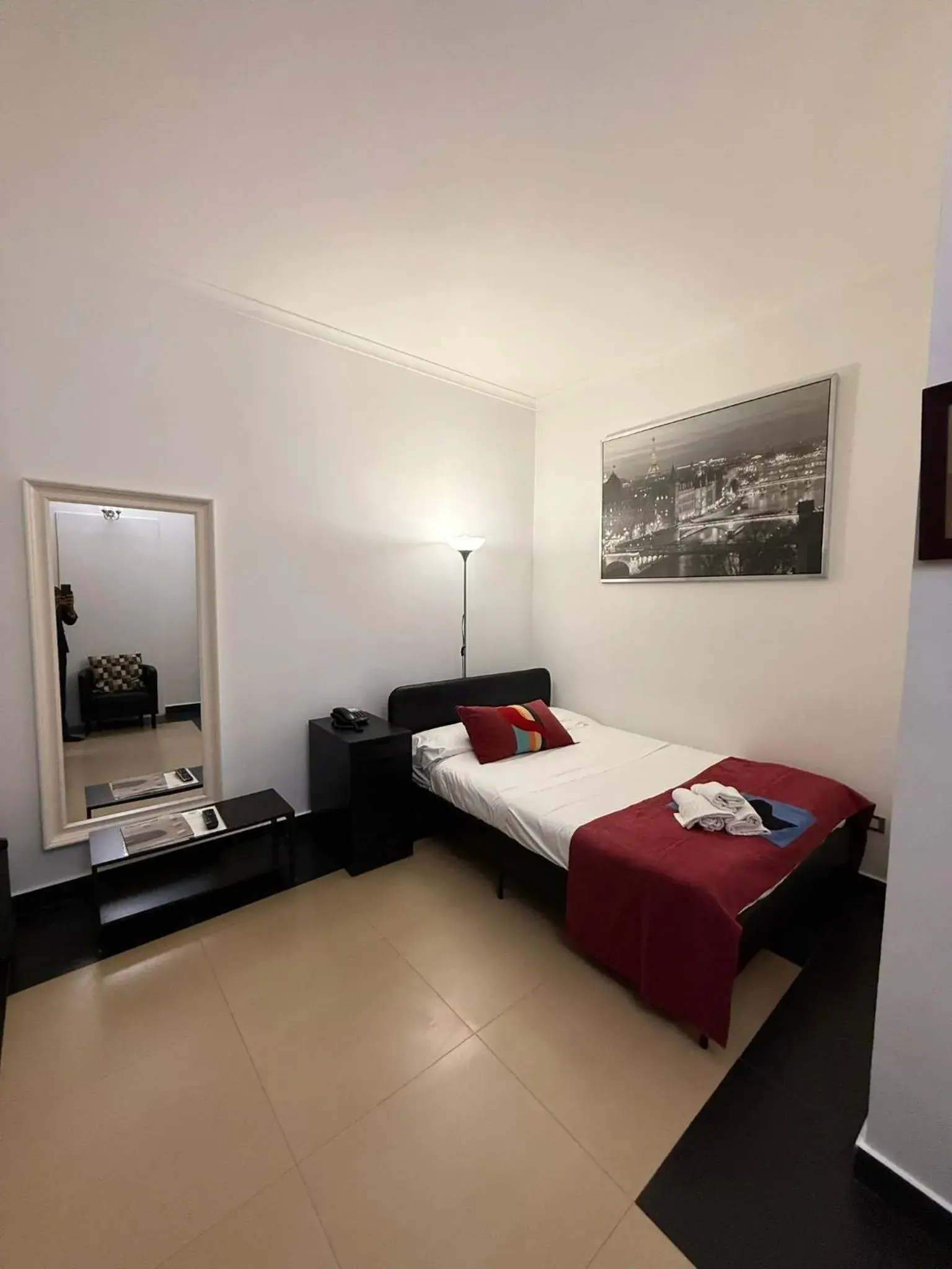 Bed in Hotel Plebiscito Aparthotel Bed in Hotel Plebiscito Aparthotel