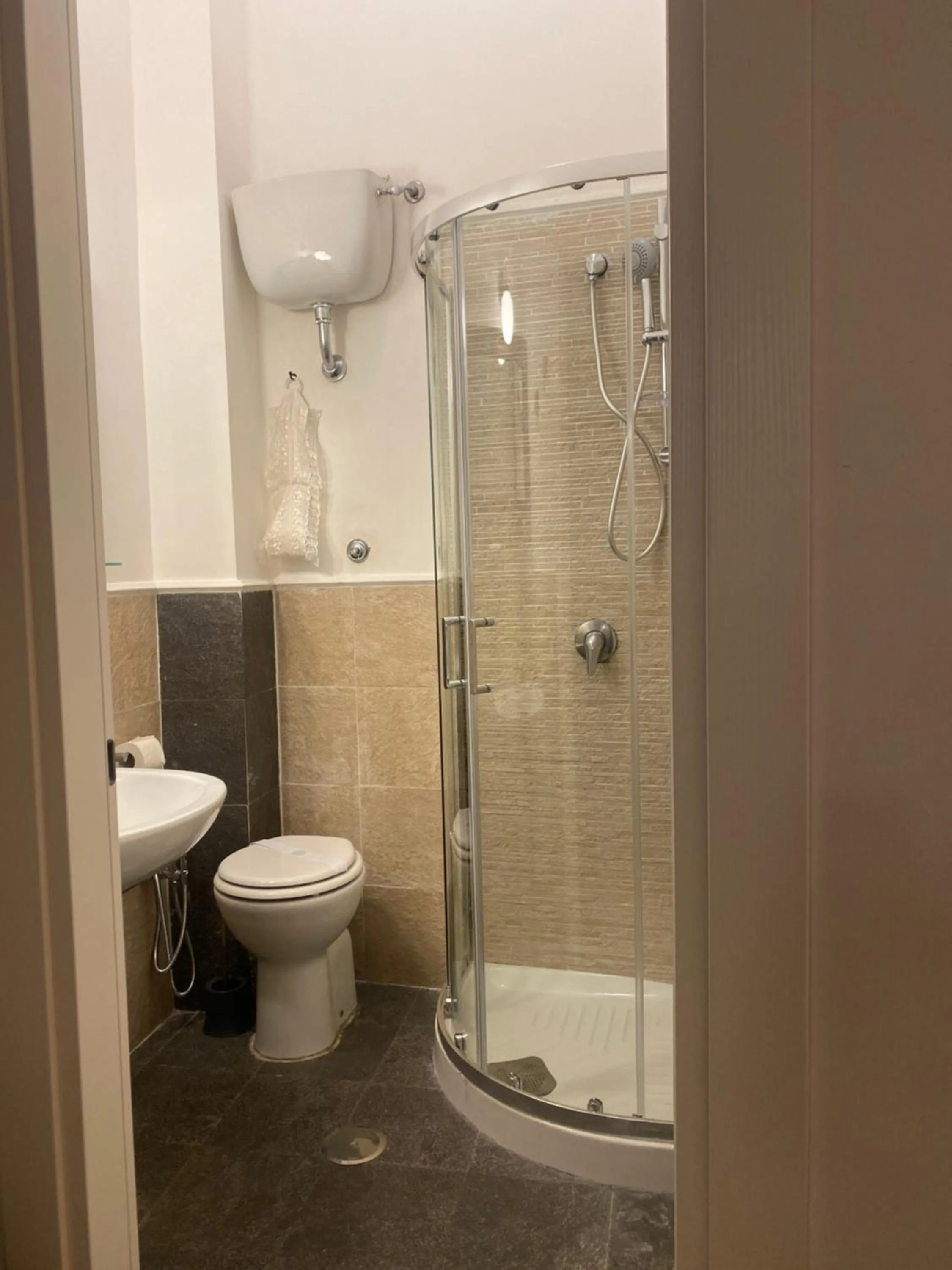 Shower in Hotel Plebiscito Aparthotel