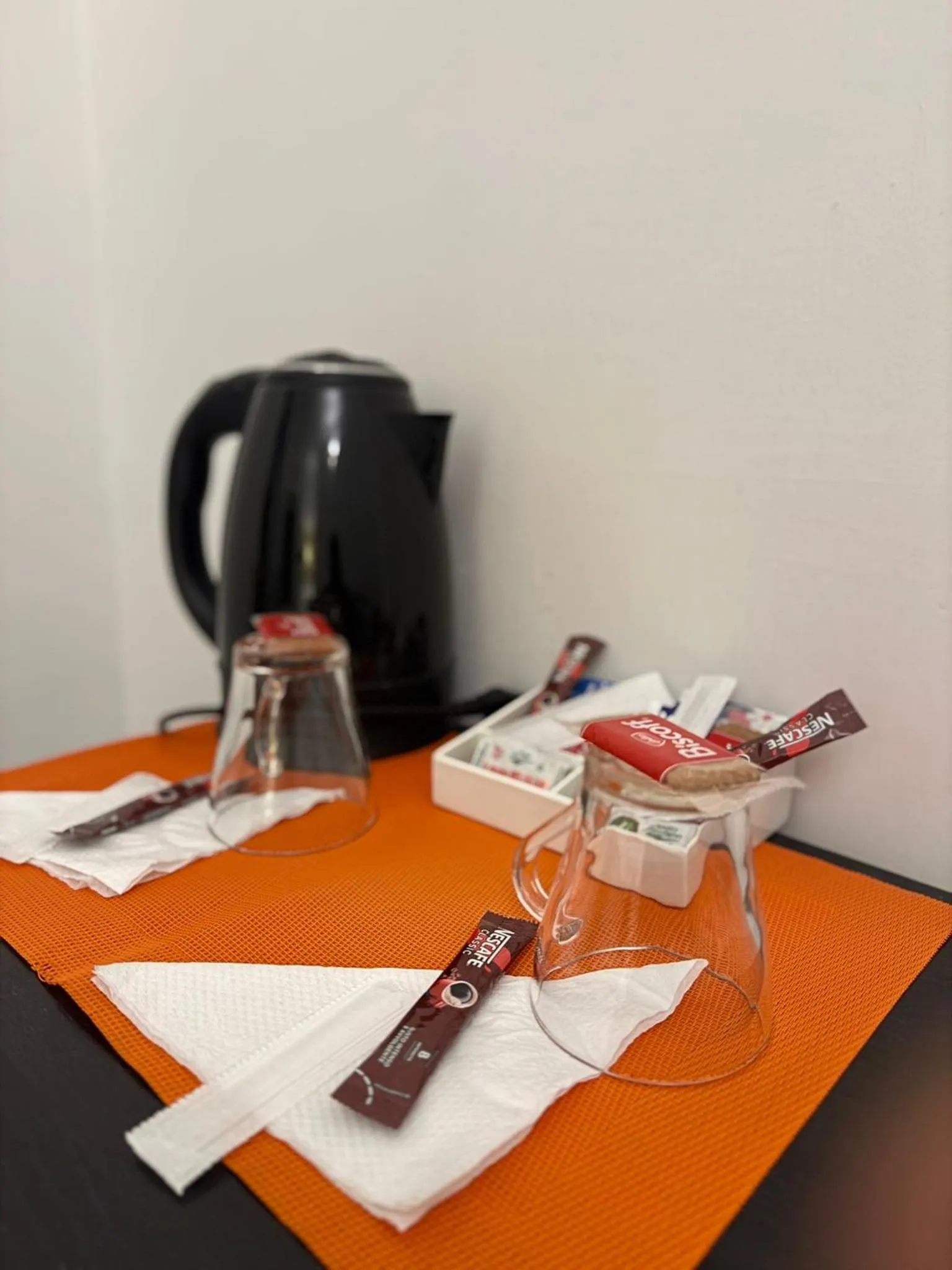 Coffee/tea facilities in Hotel Plebiscito Aparthotel