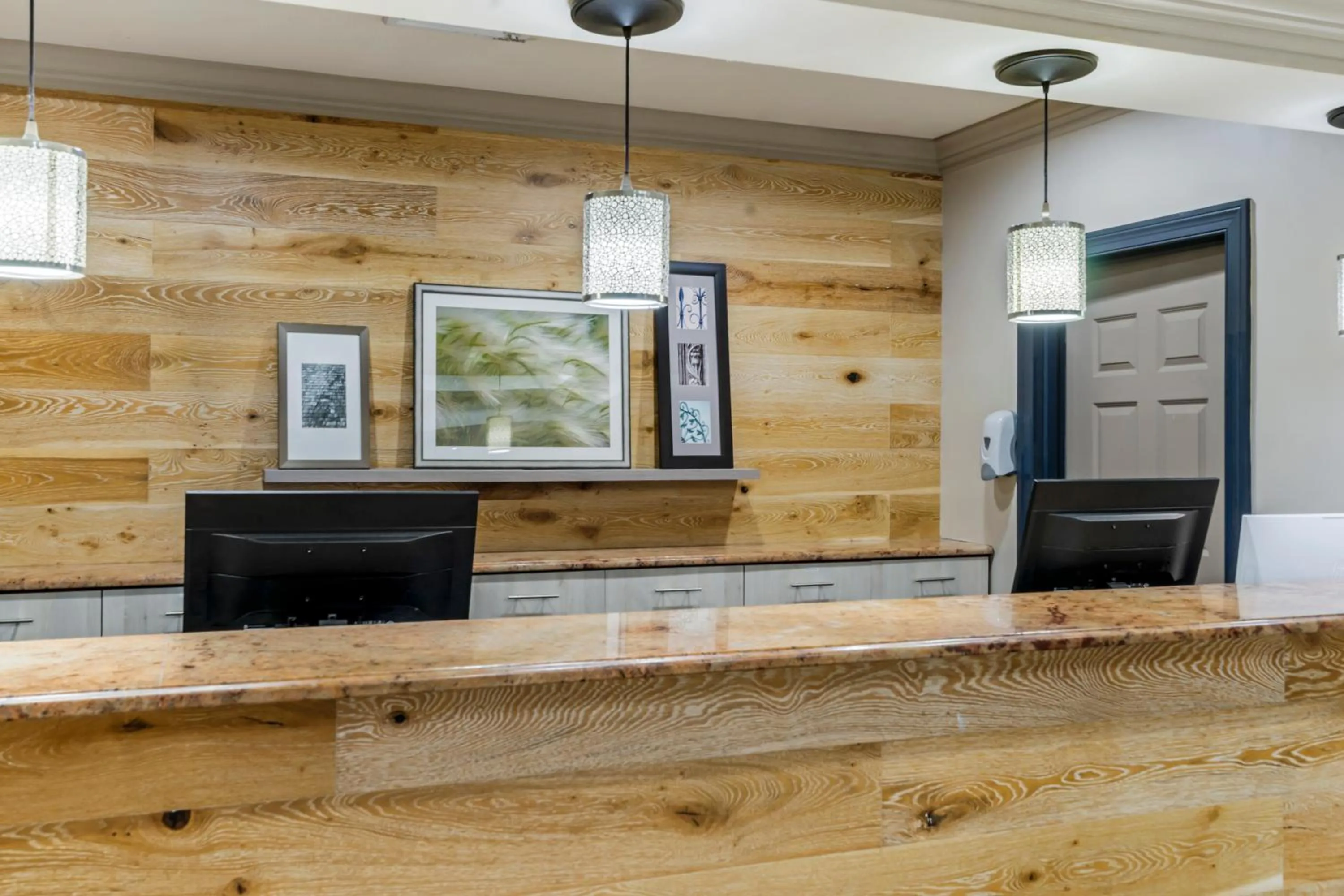 Country Inn & Suites by Radisson, Tampa Airport North, FL