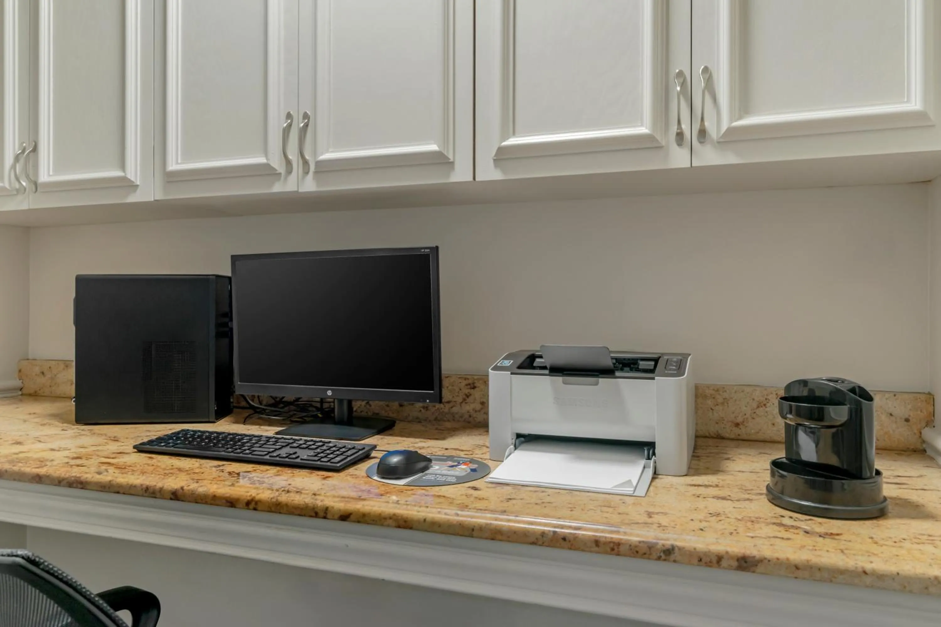 Country Inn & Suites by Radisson, Tampa Airport North, FL