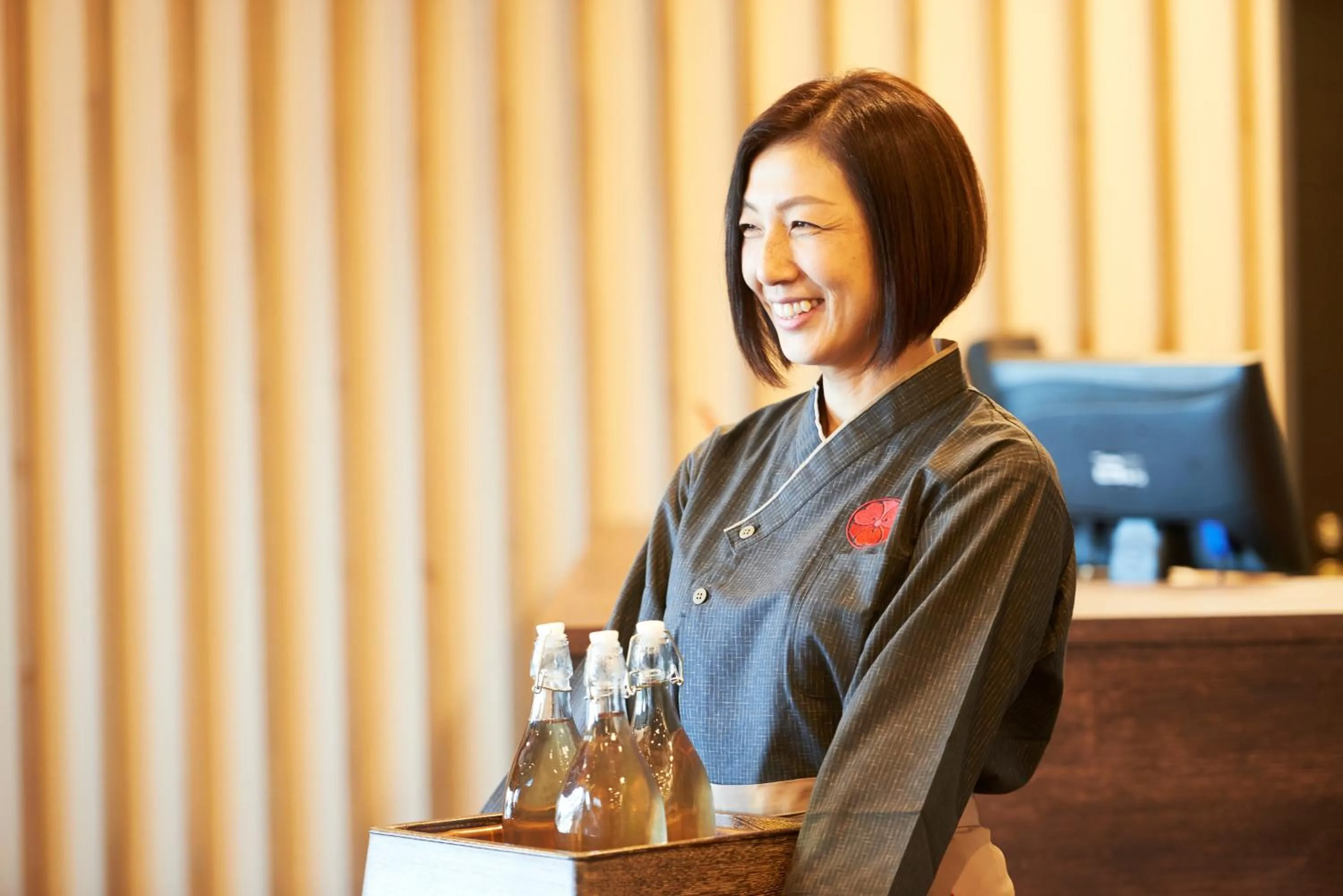Staff in Hotel KAN-RAKU Saitama Honjo-Waseda Hinoki No Yakata