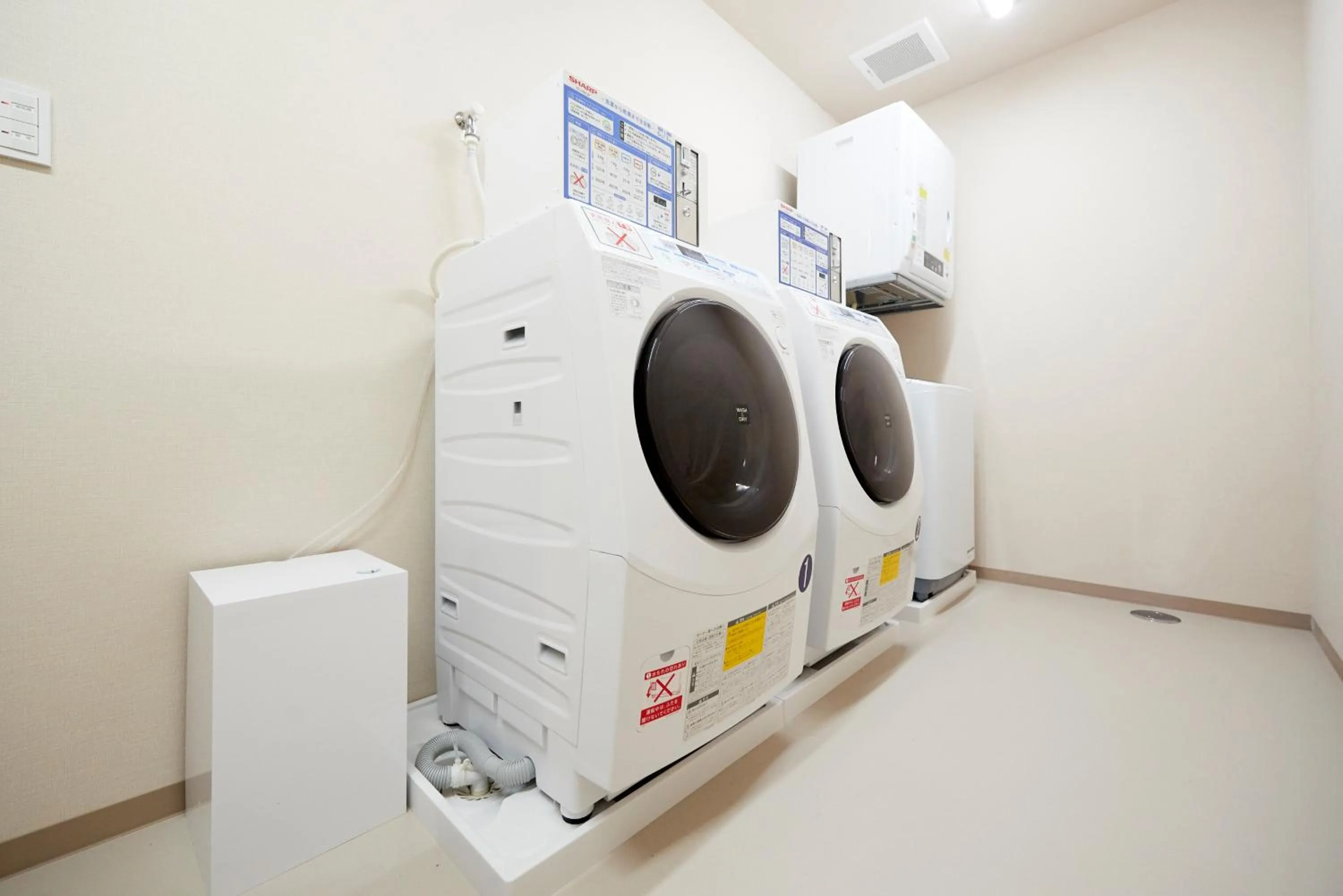 Decorative detail in Hotel KAN-RAKU Saitama Honjo-Waseda Hinoki No Yakata