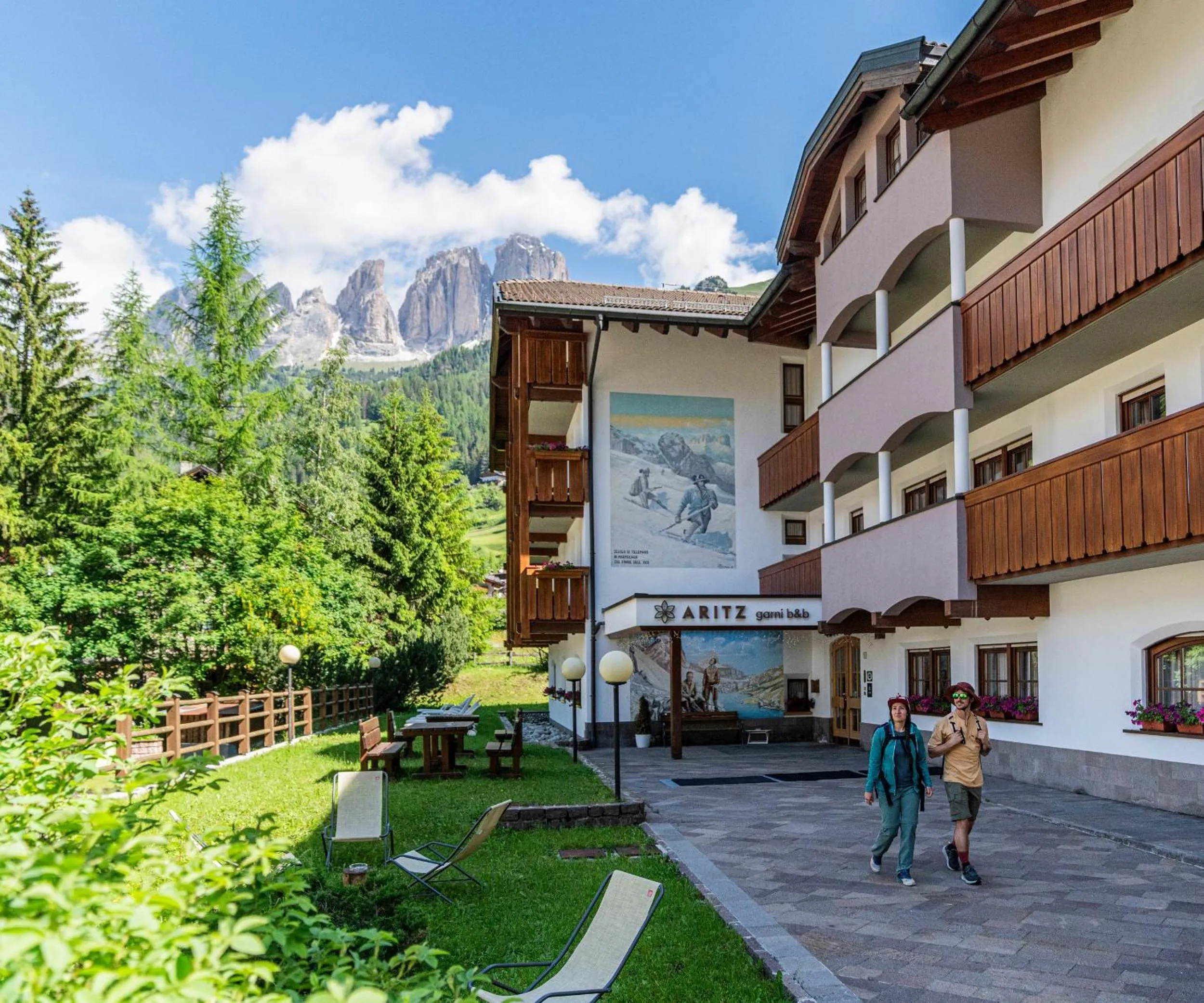 Property building in Garni Aritz