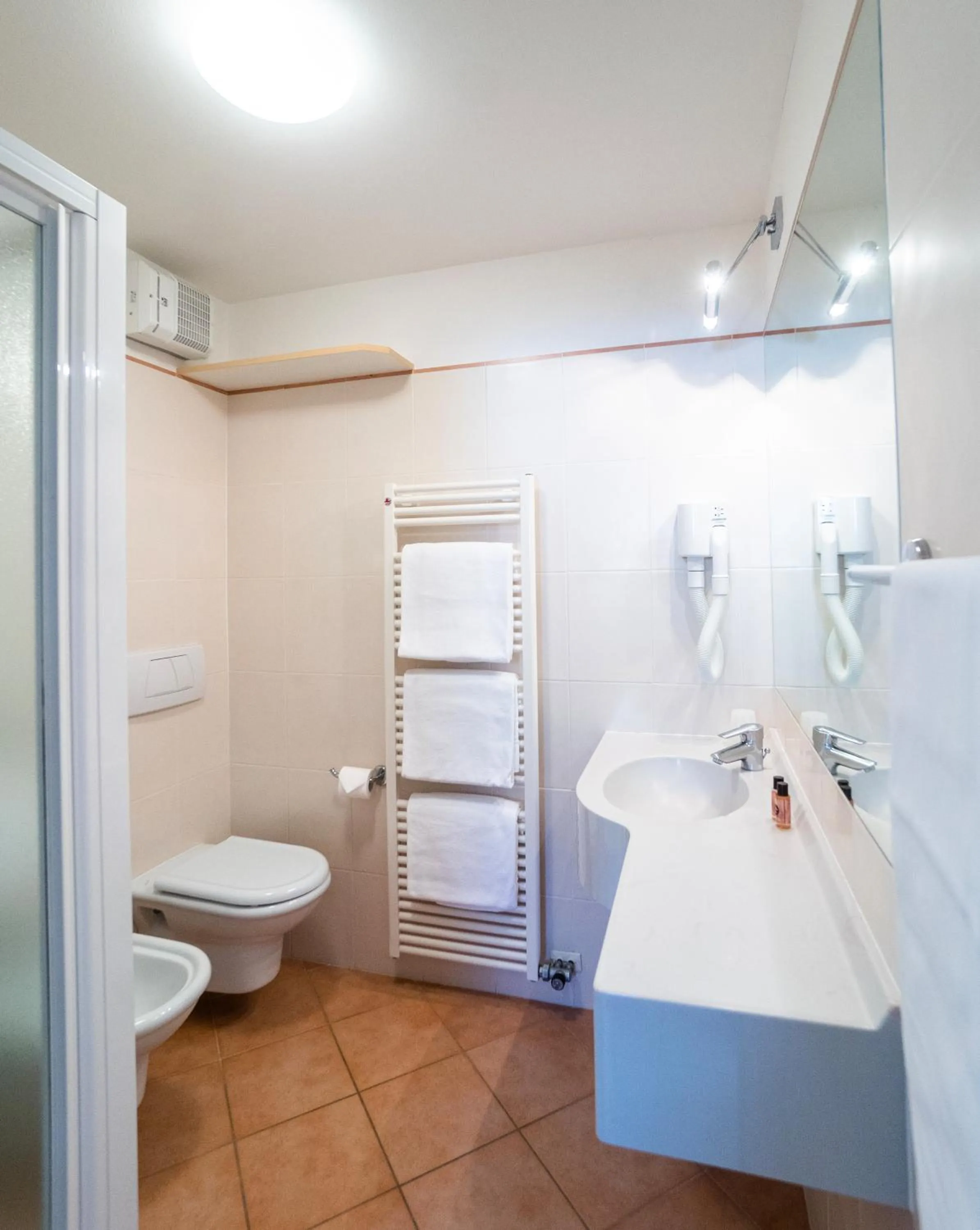 Toilet in Residence Lastei