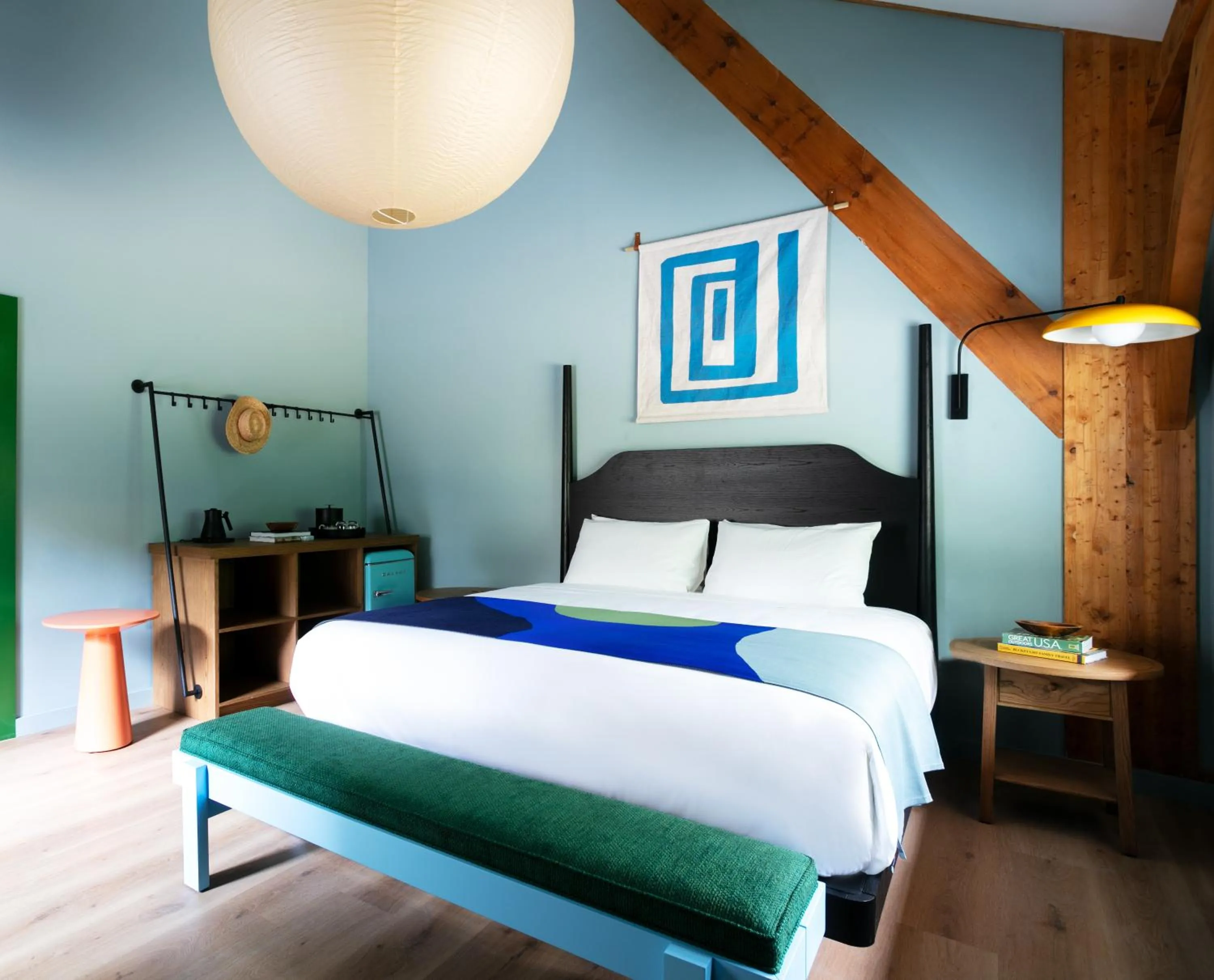 Bed in Outbound Stowe