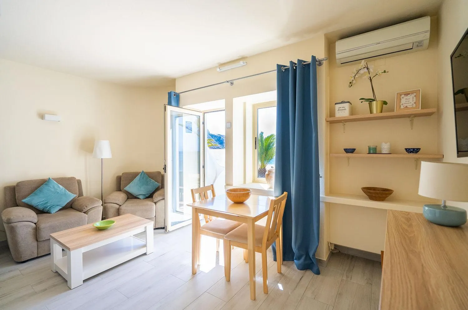 Living room in Luz Beach Apartments