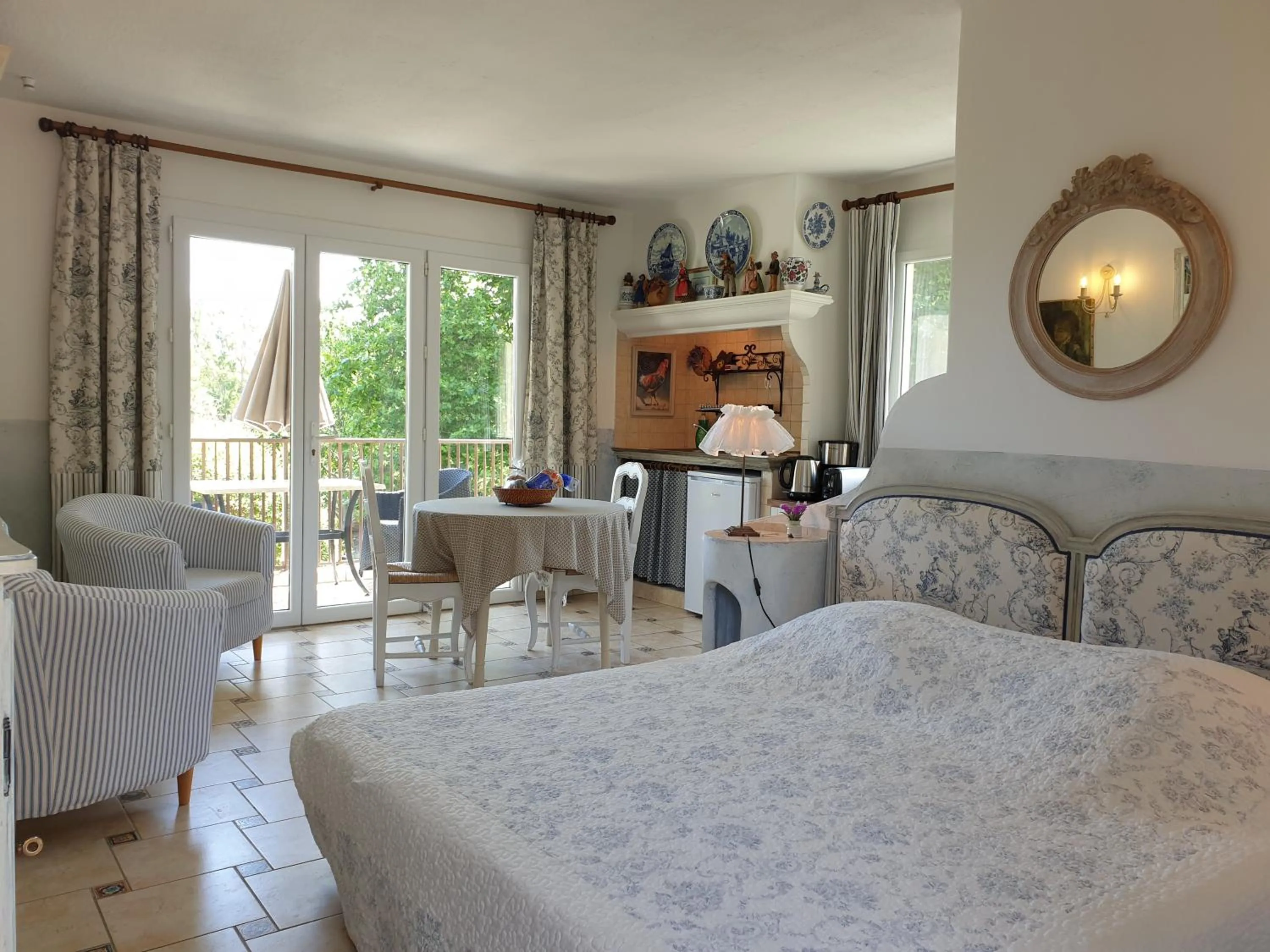 Bed in Résidence Le Home