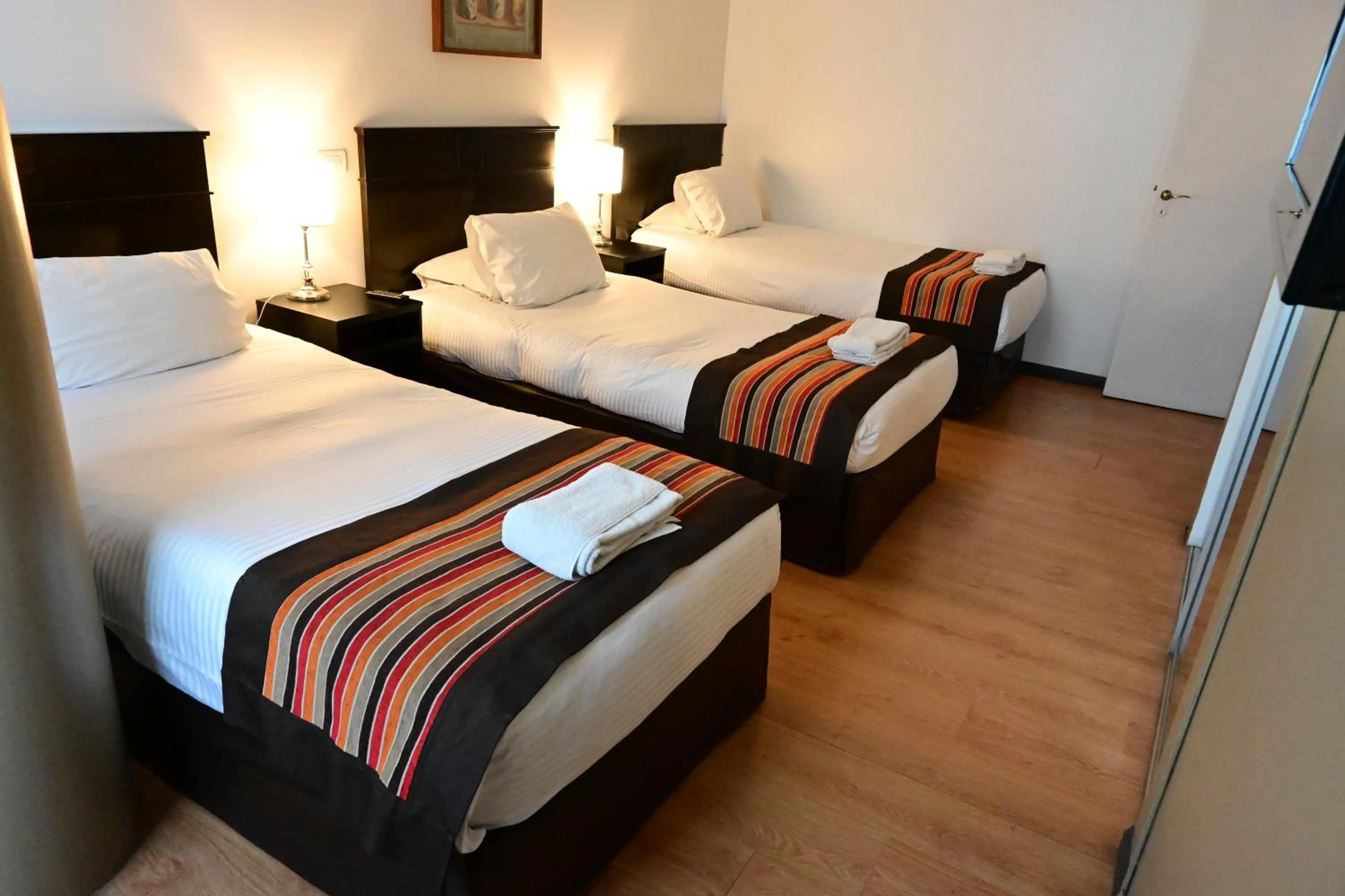 Bedroom, Bed in Hotel Mendoza