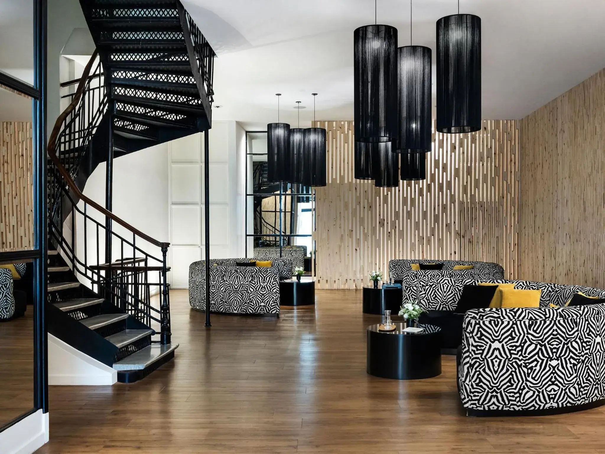 Lobby or reception in HTL 9 de Julio BsAs Lobby or reception in HTL 9 de Julio BsAs