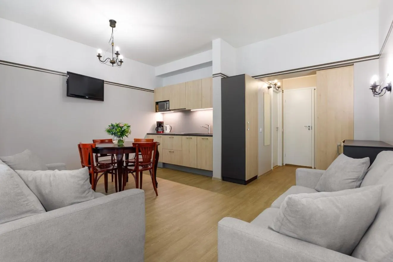 Kitchen or kitchenette in Koidulapark Hotell