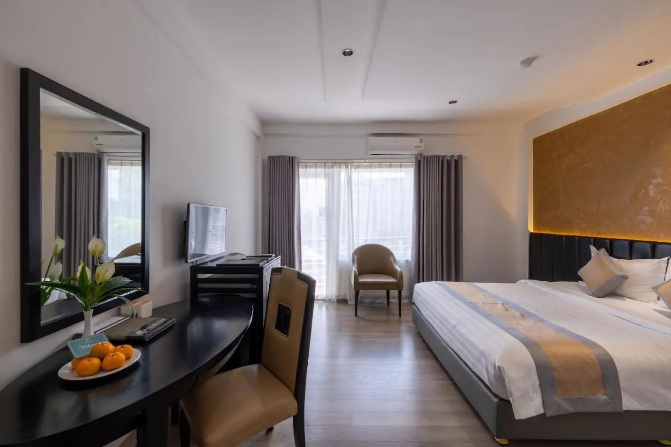 Bed in Rosaleen Boutique Hotel