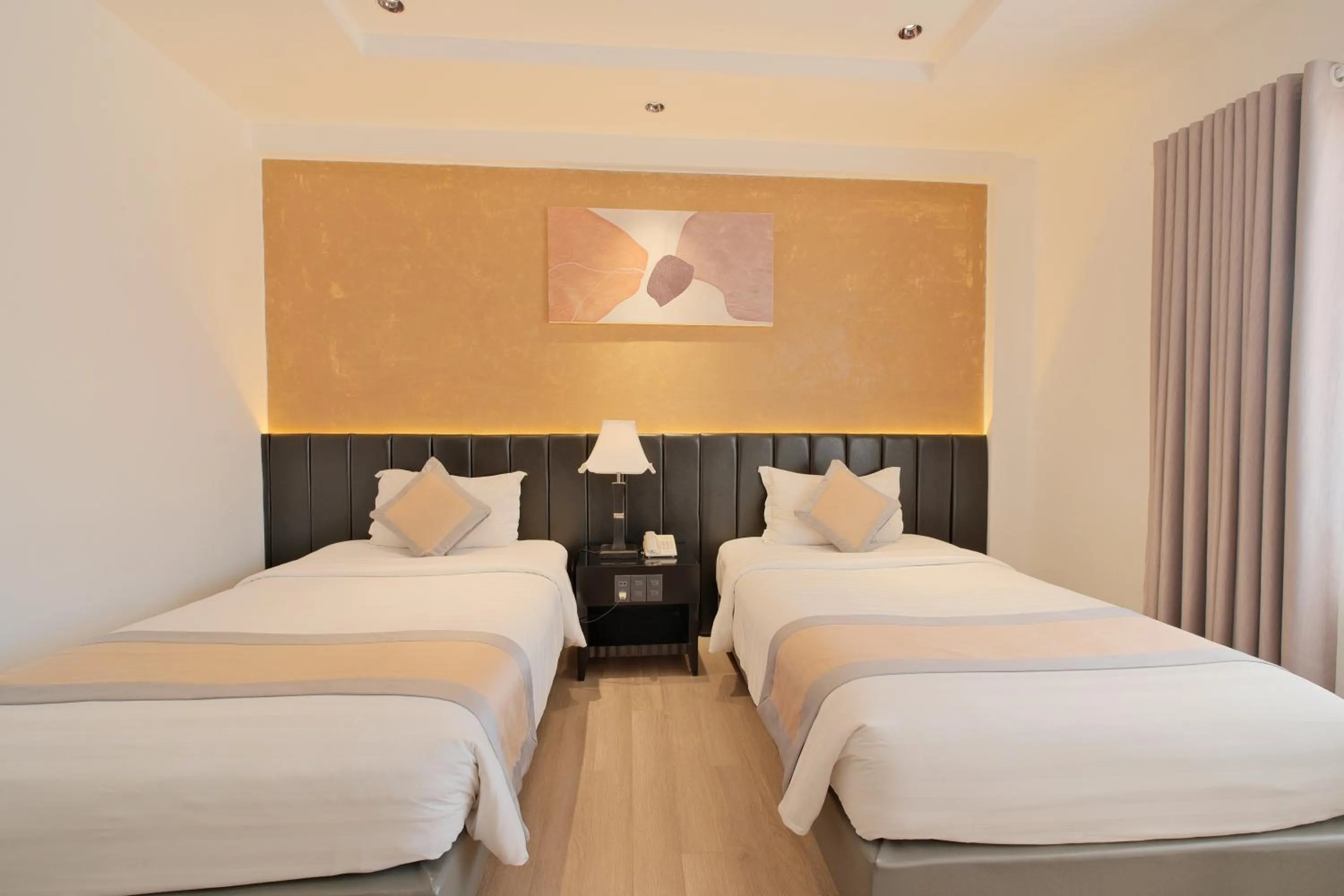 Bed in Rosaleen Boutique Hotel