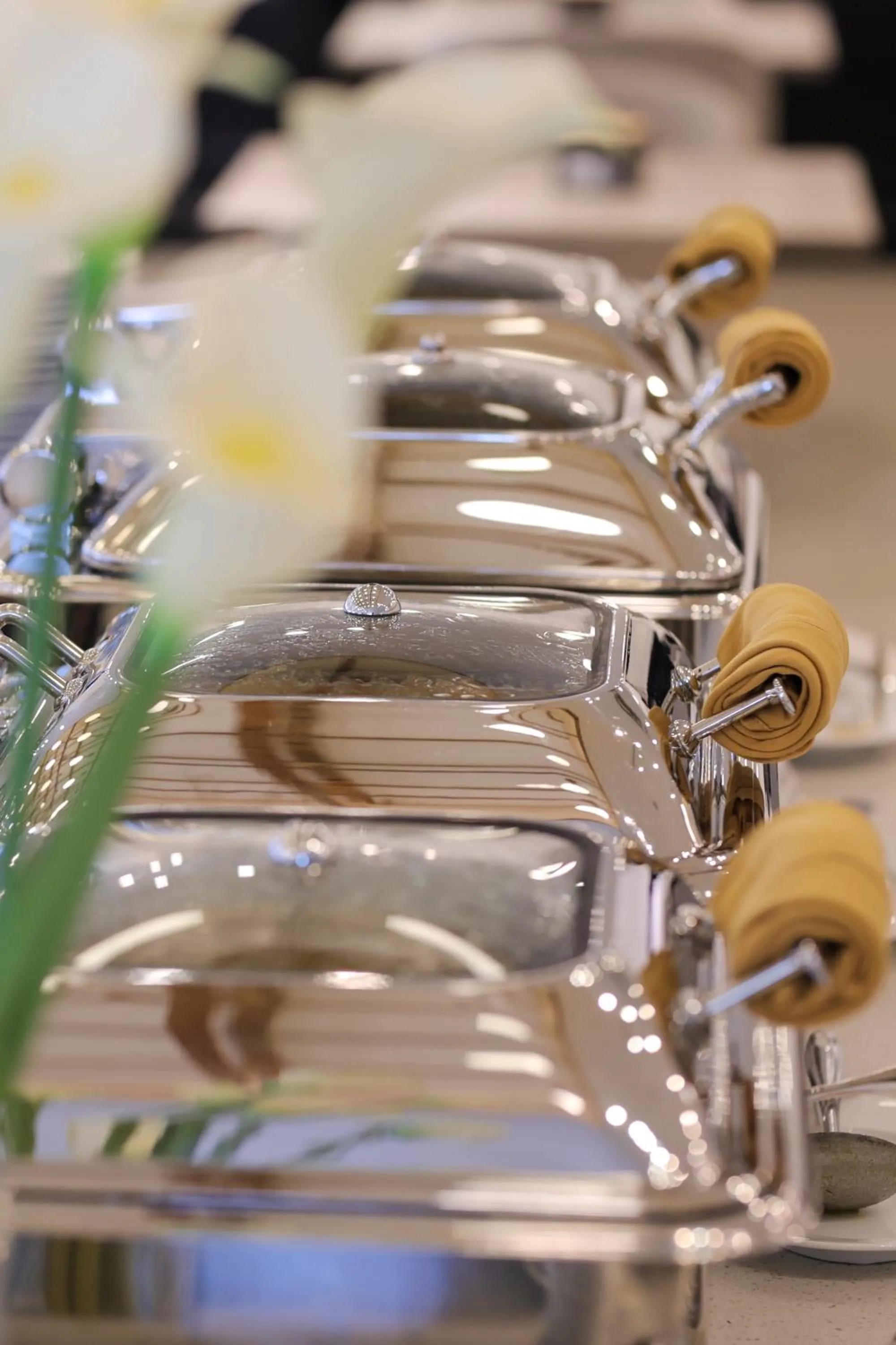 Restaurant/places to eat in Rosaleen Boutique Hotel