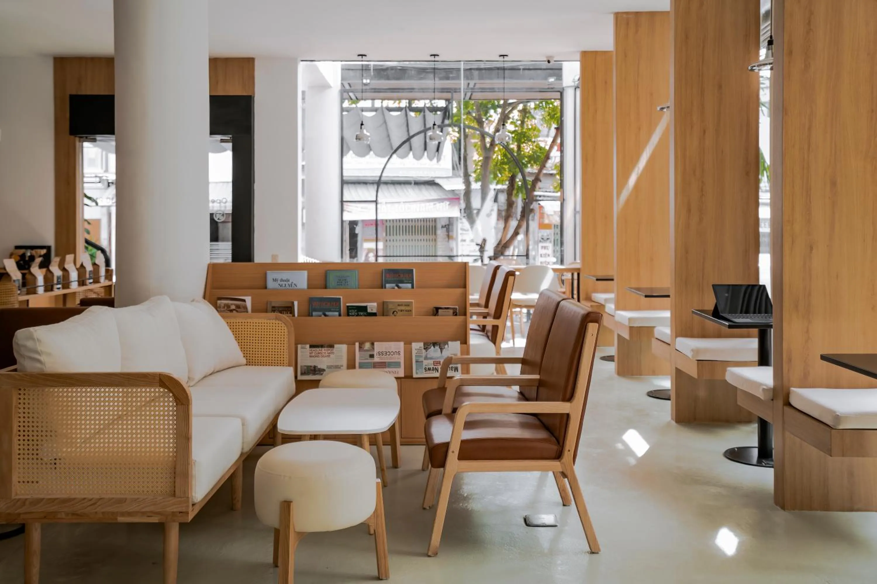 Restaurant/places to eat in Rosaleen Boutique Hotel