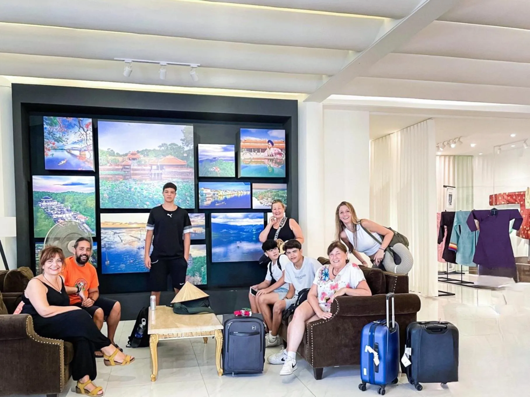 Communal lounge/ TV room in Rosaleen Boutique Hotel