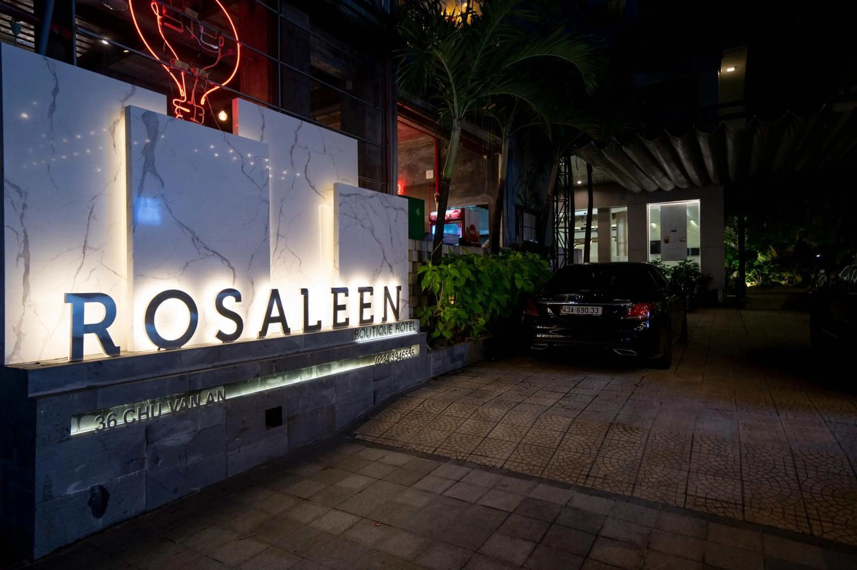 Facade/entrance in Rosaleen Boutique Hotel