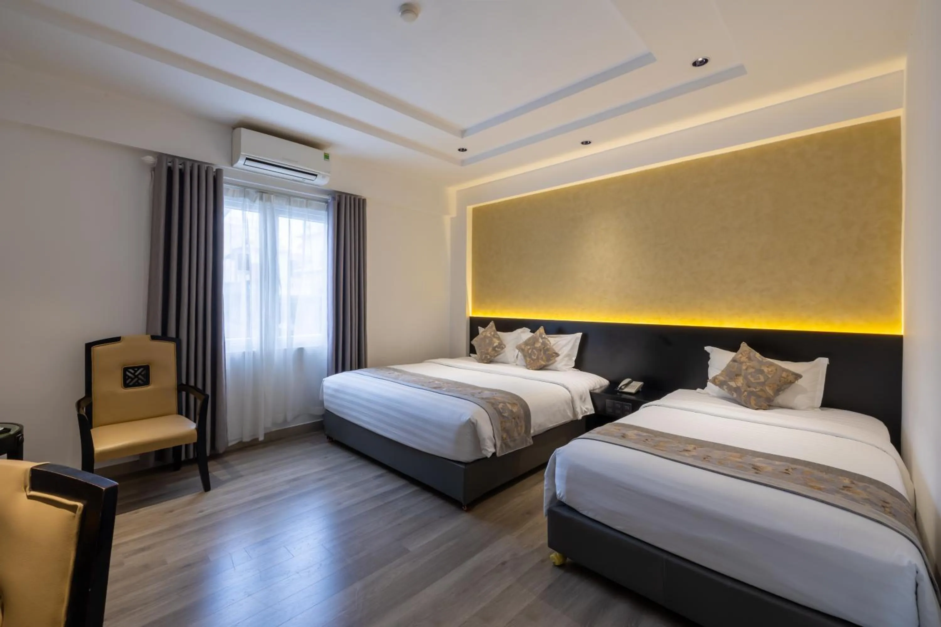 Bed in Rosaleen Boutique Hotel