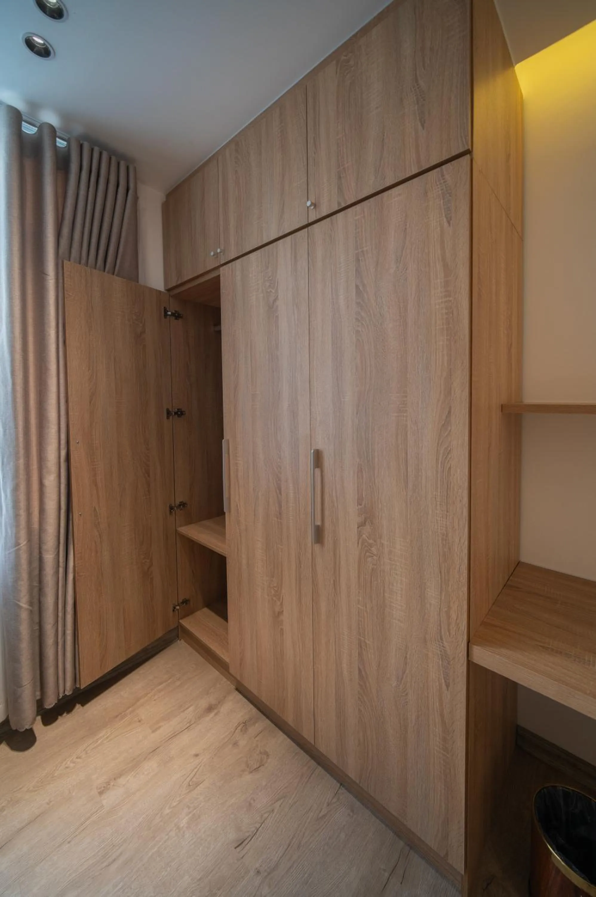 wardrobe in Rosaleen Boutique Hotel
