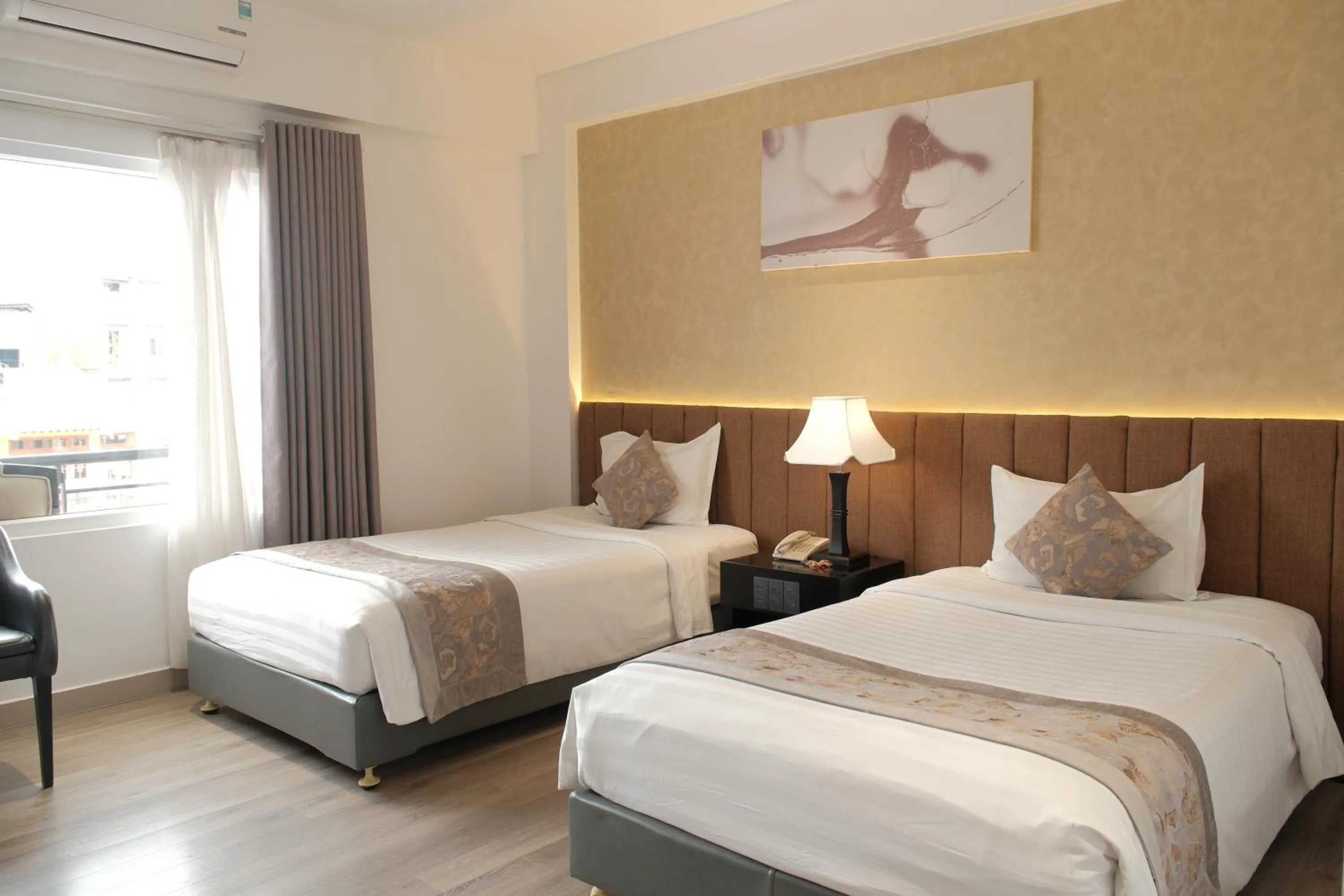 Bed in Rosaleen Boutique Hotel