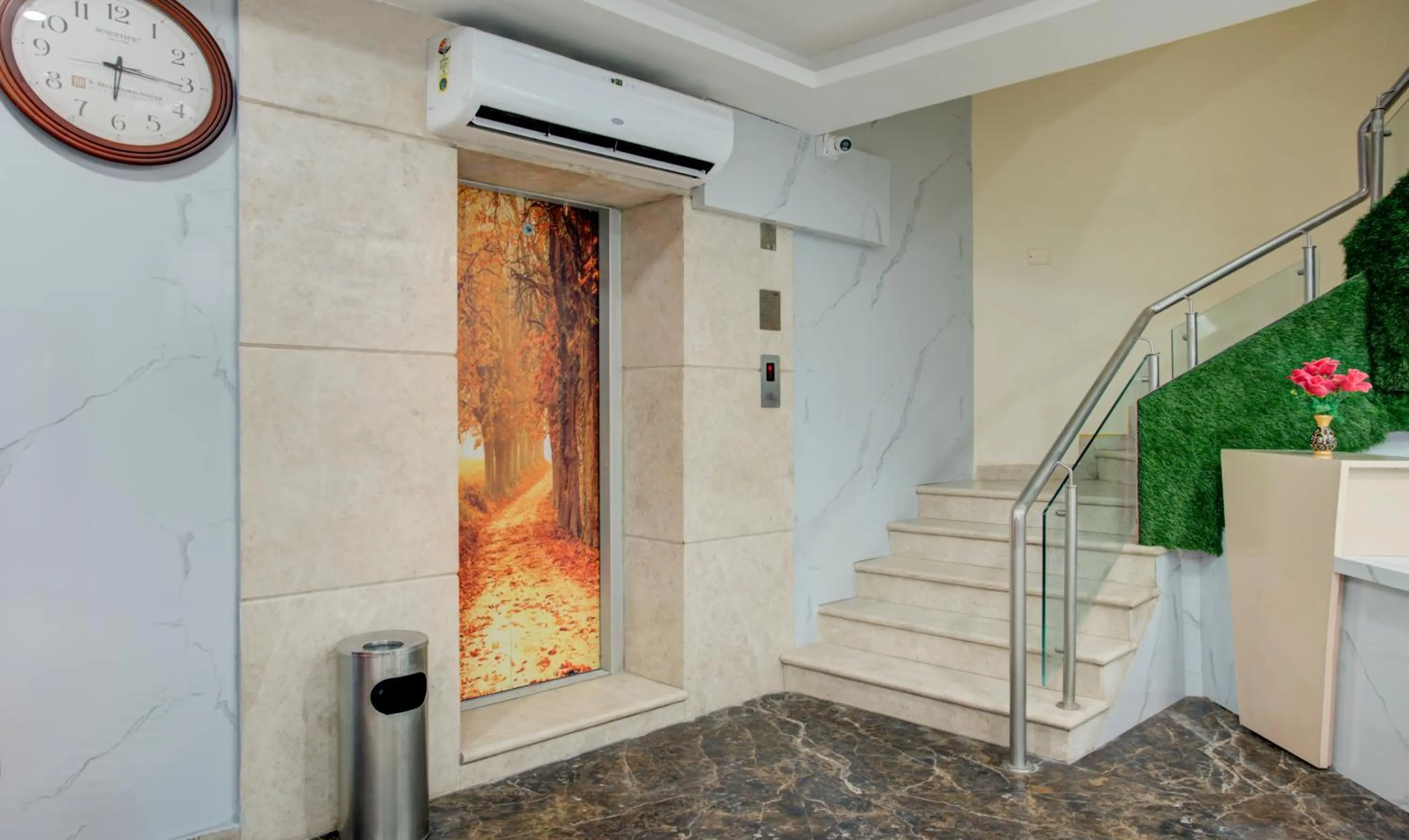 elevator in Treebo Golden Inn, 700 Mtrs From Promenade Beach