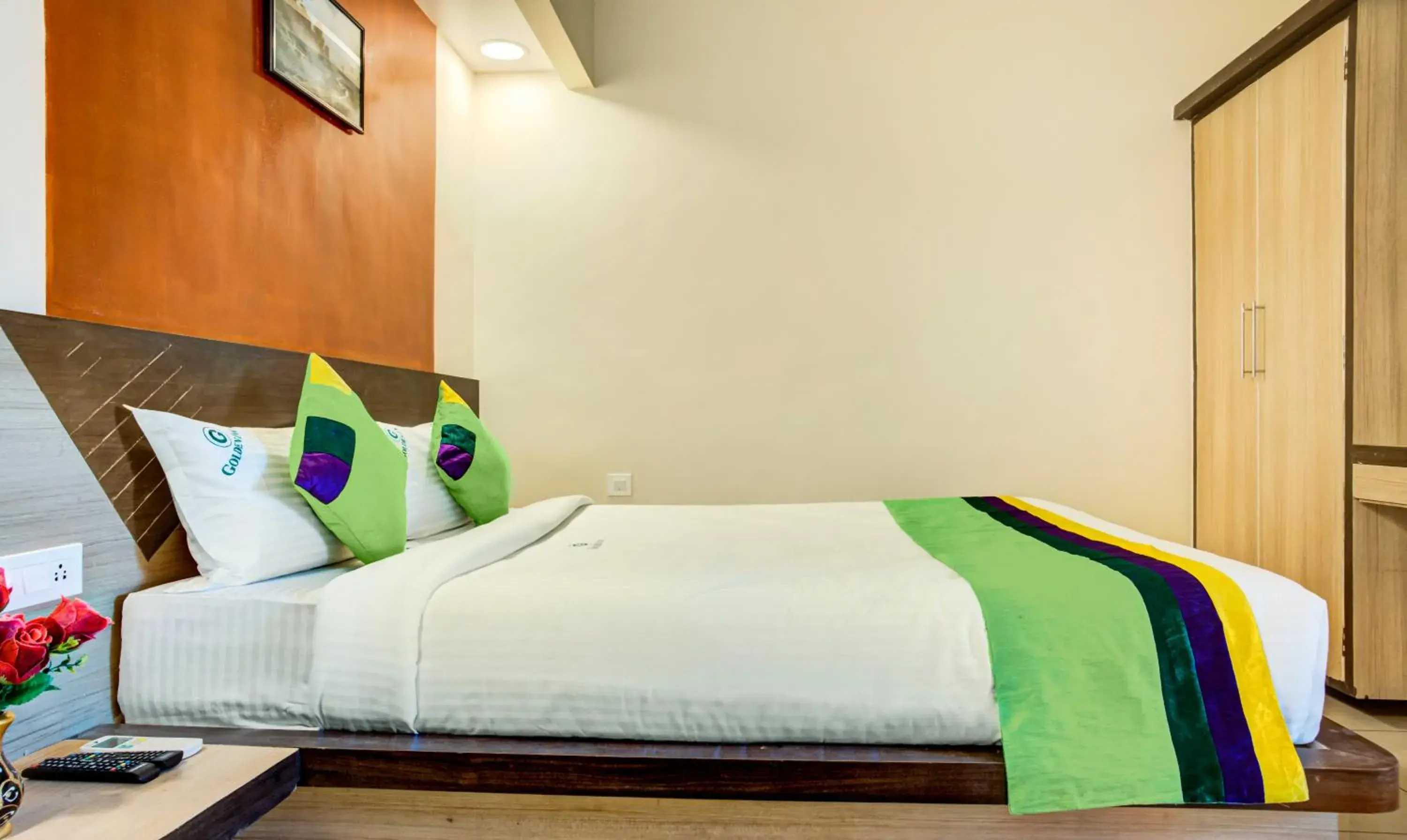 Bedroom, Bed in Treebo Golden Inn, 700 Mtrs From Promenade Beach Bedroom, Bed in Treebo Golden Inn, 700 Mtrs From Promenade Beach