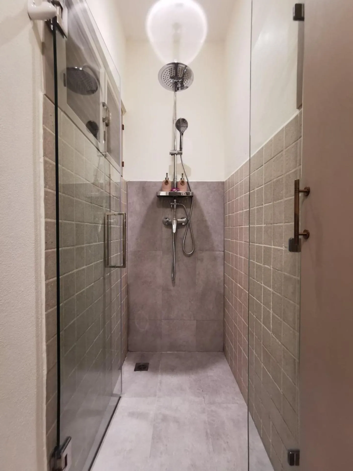 Shower in Lanna Dusita Riverside Boutique Resort