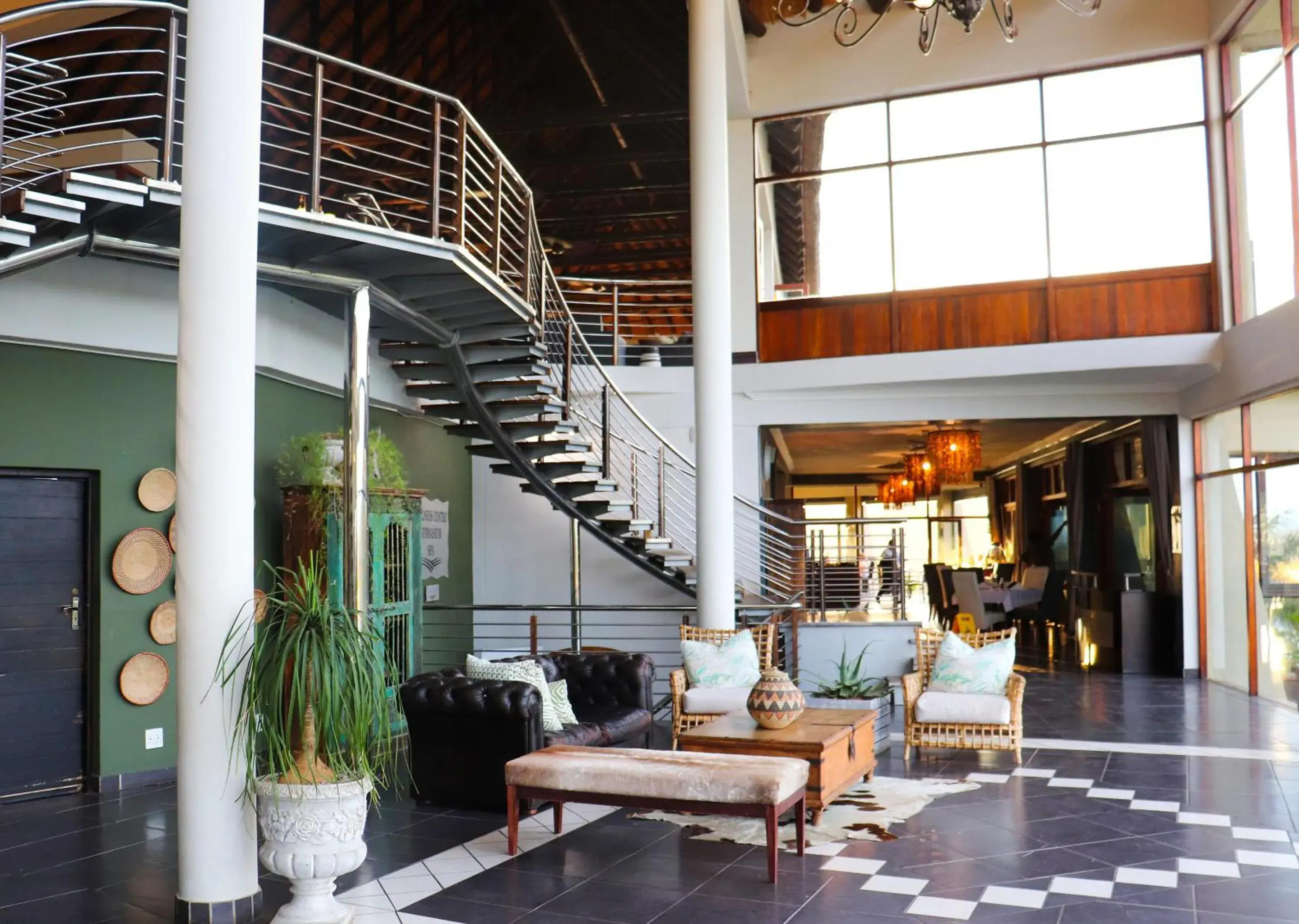 Lounge or bar in Jozini Tiger Lodge & Spa by Dream Resorts Lounge or bar in Jozini Tiger Lodge & Spa by Dream Resorts