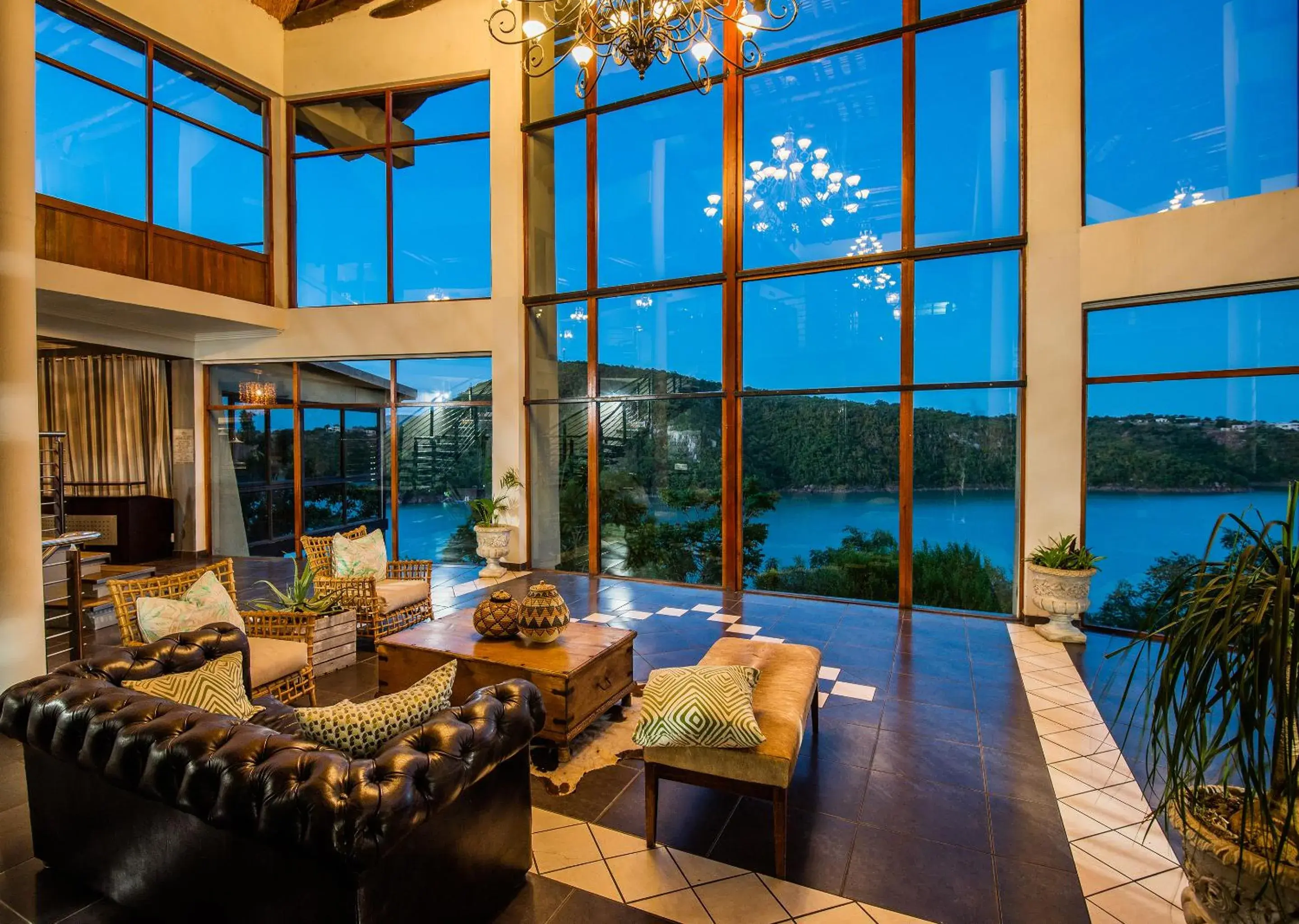 Facade/entrance in Jozini Tiger Lodge & Spa by Dream Resorts Facade/entrance in Jozini Tiger Lodge & Spa by Dream Resorts