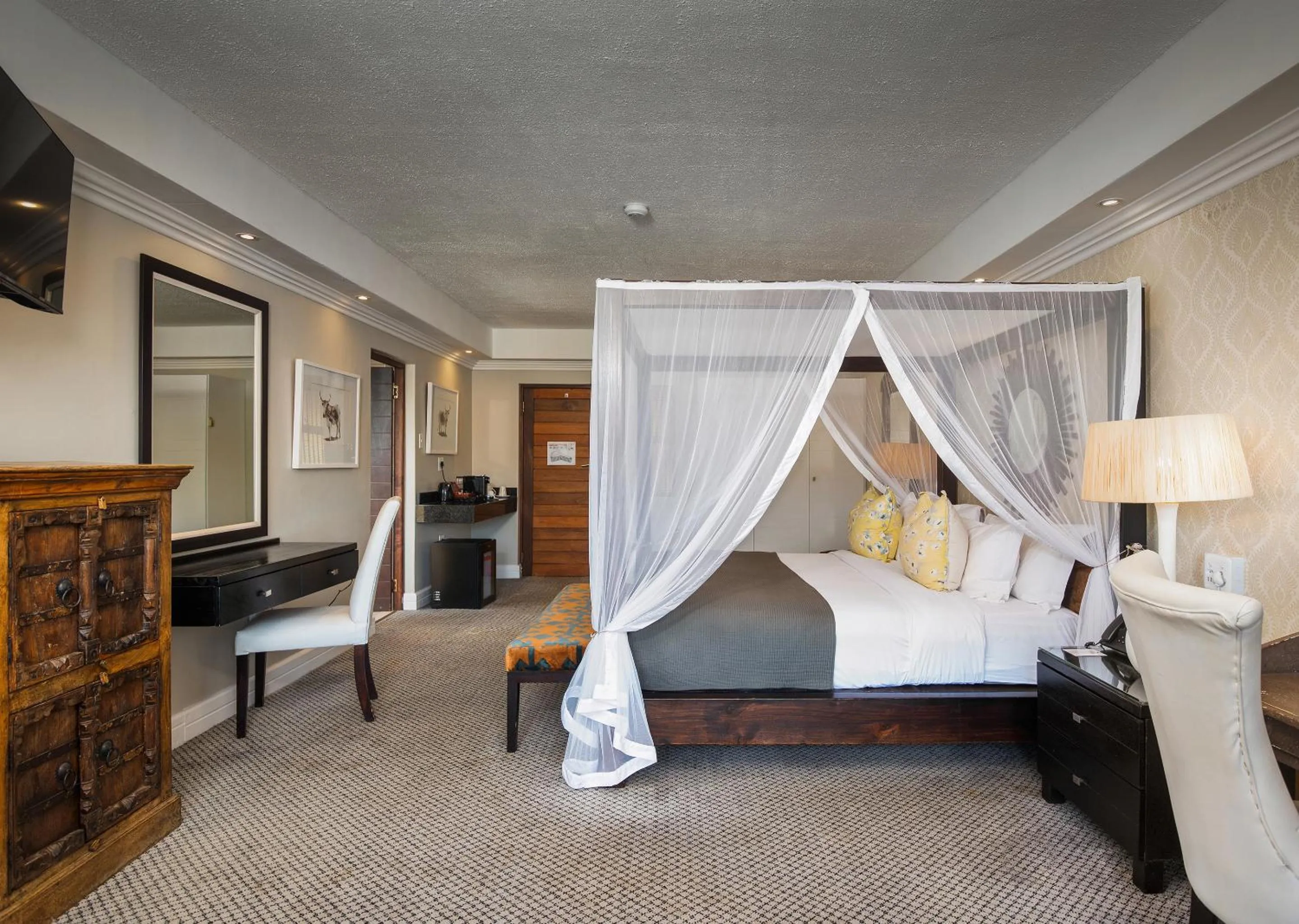 Bed in Jozini Tiger Lodge & Spa by Dream Resorts