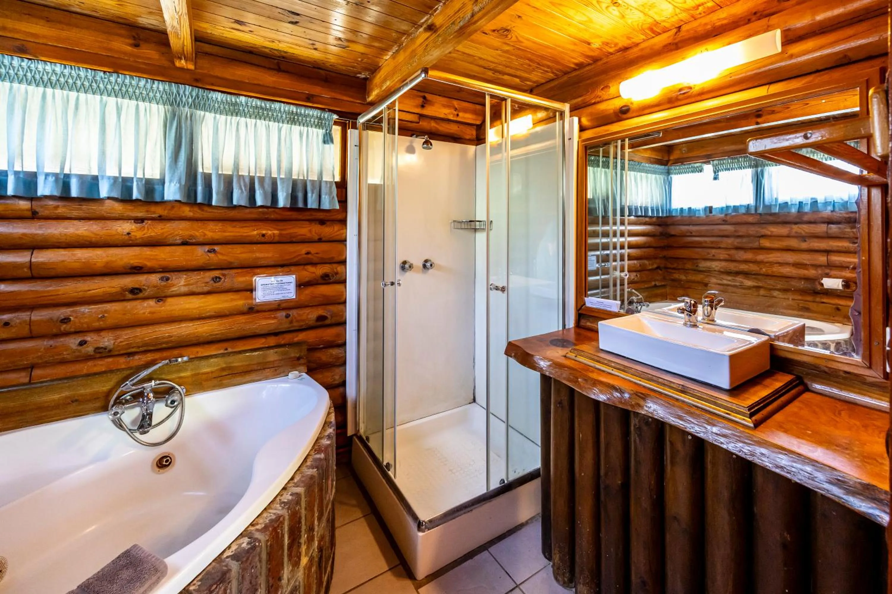Bathroom in Tsitsikamma Lodge & Spa