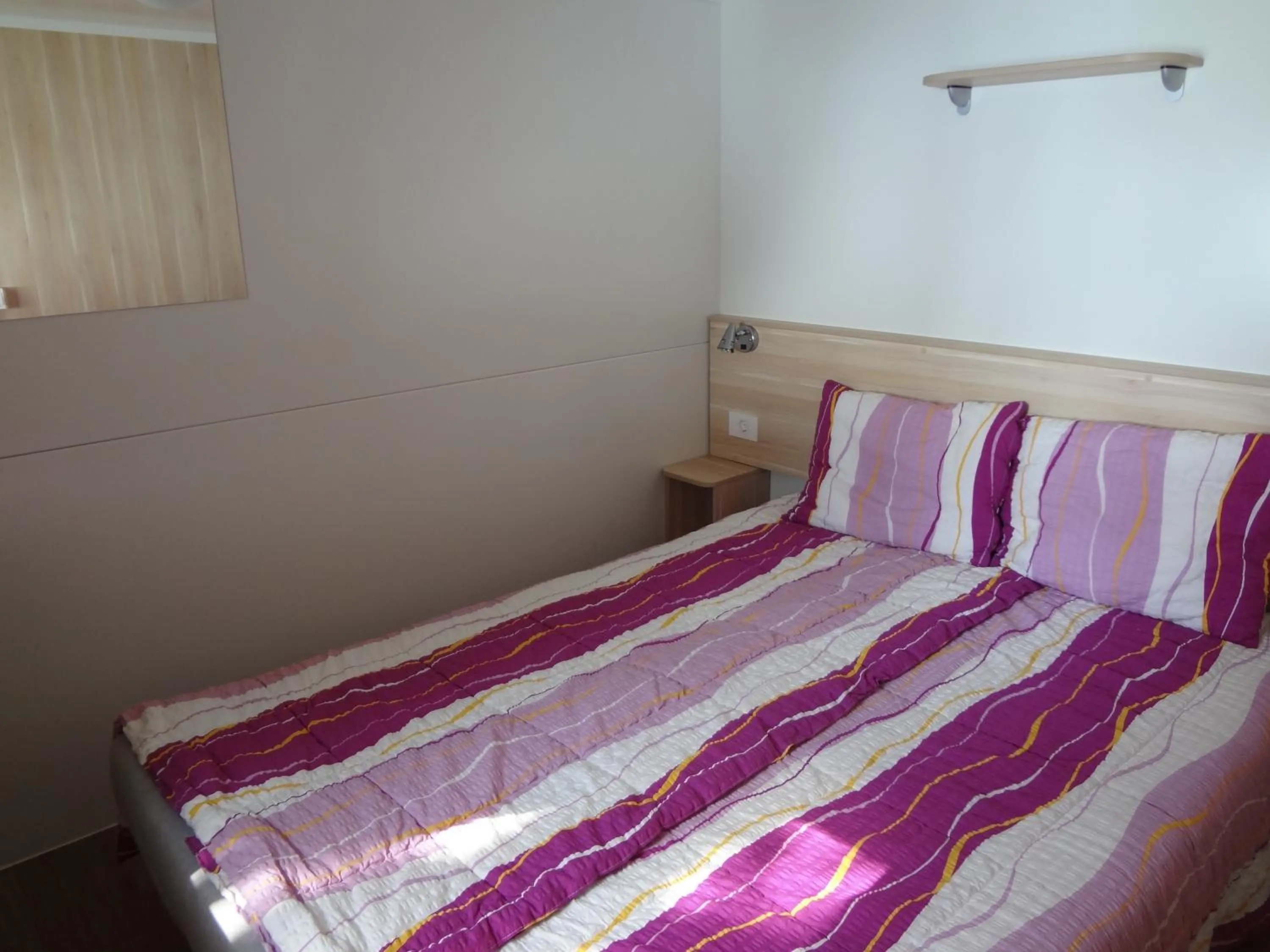Bedroom, Bed in Victoria Mobilhome Camping Dole-Živogošče