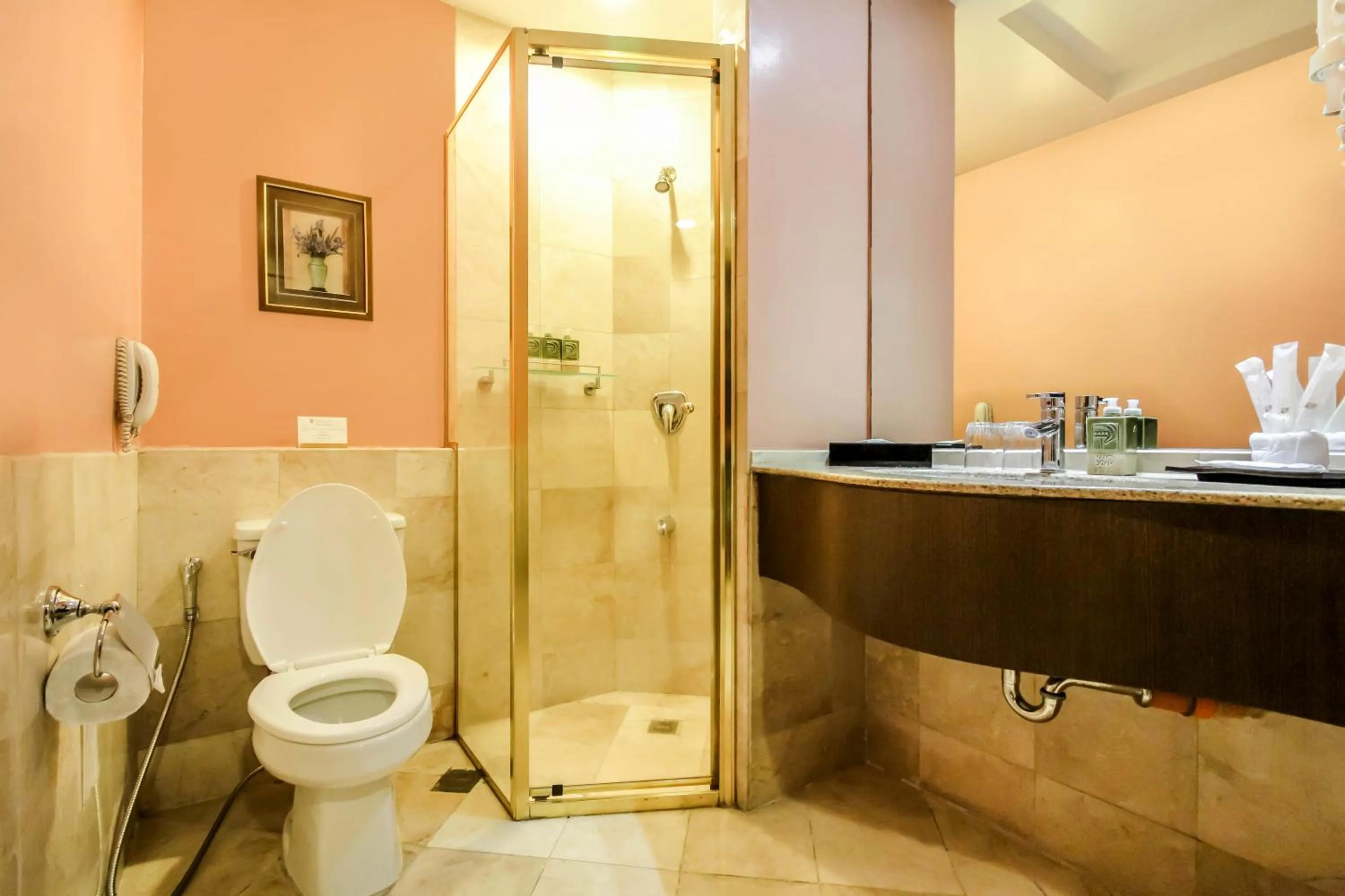 Bathroom in Makati Palace Hotel