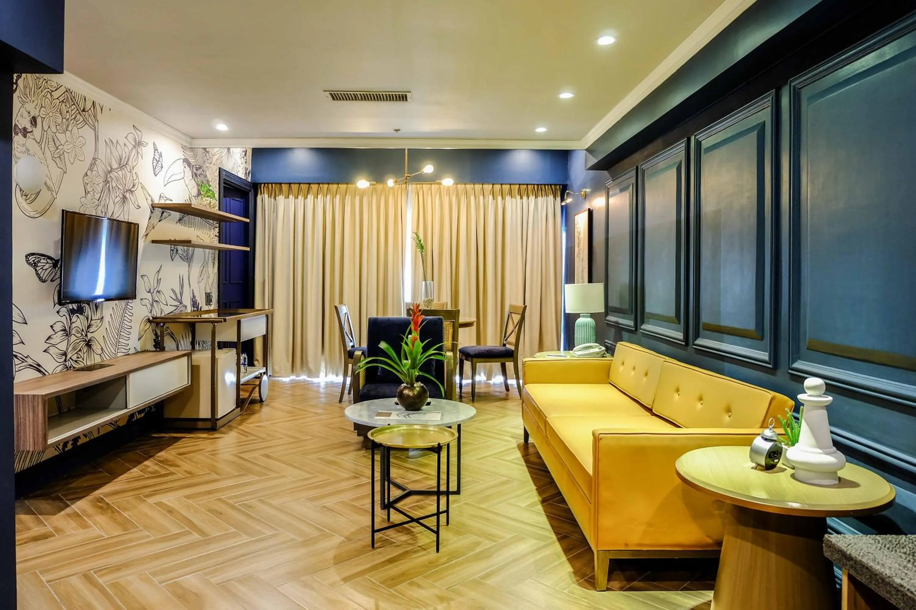 Living room in Makati Palace Hotel