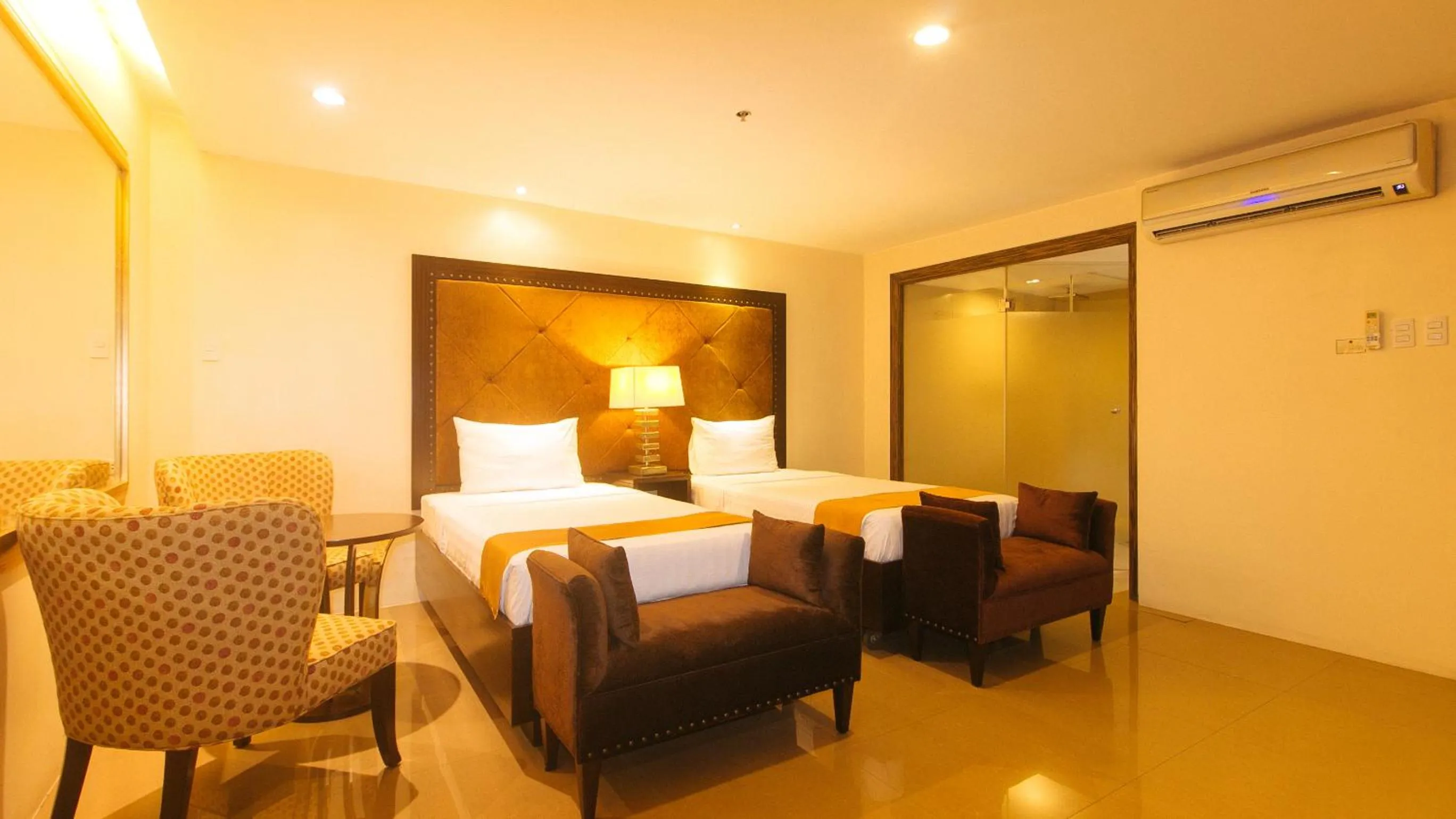 Bed in Torre Venezia Suites