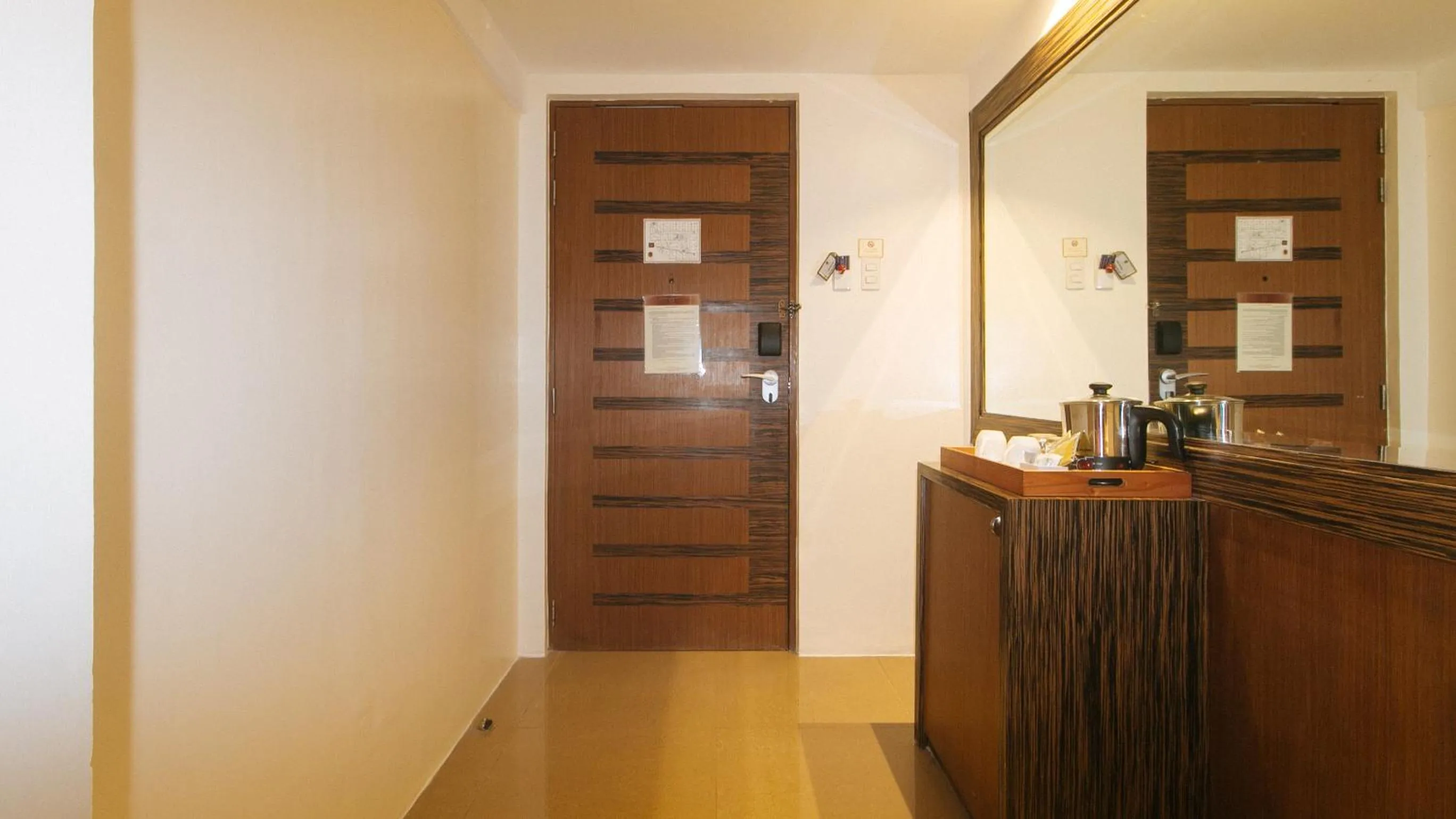 minibar in Torre Venezia Suites