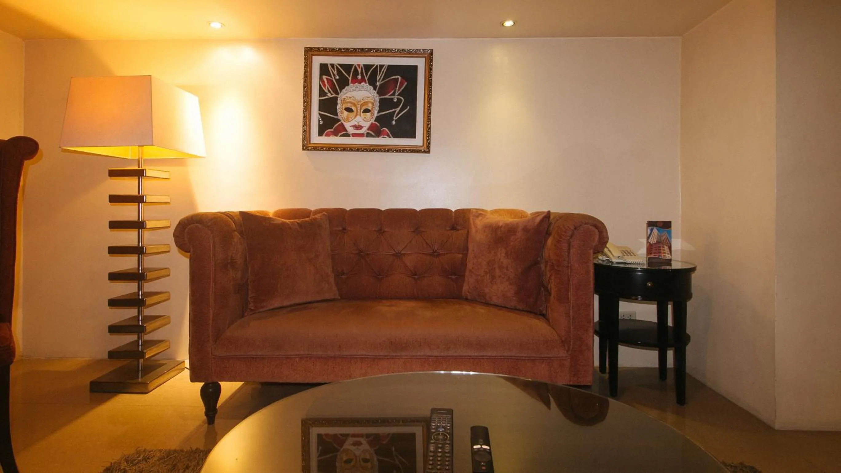 Seating area in Torre Venezia Suites