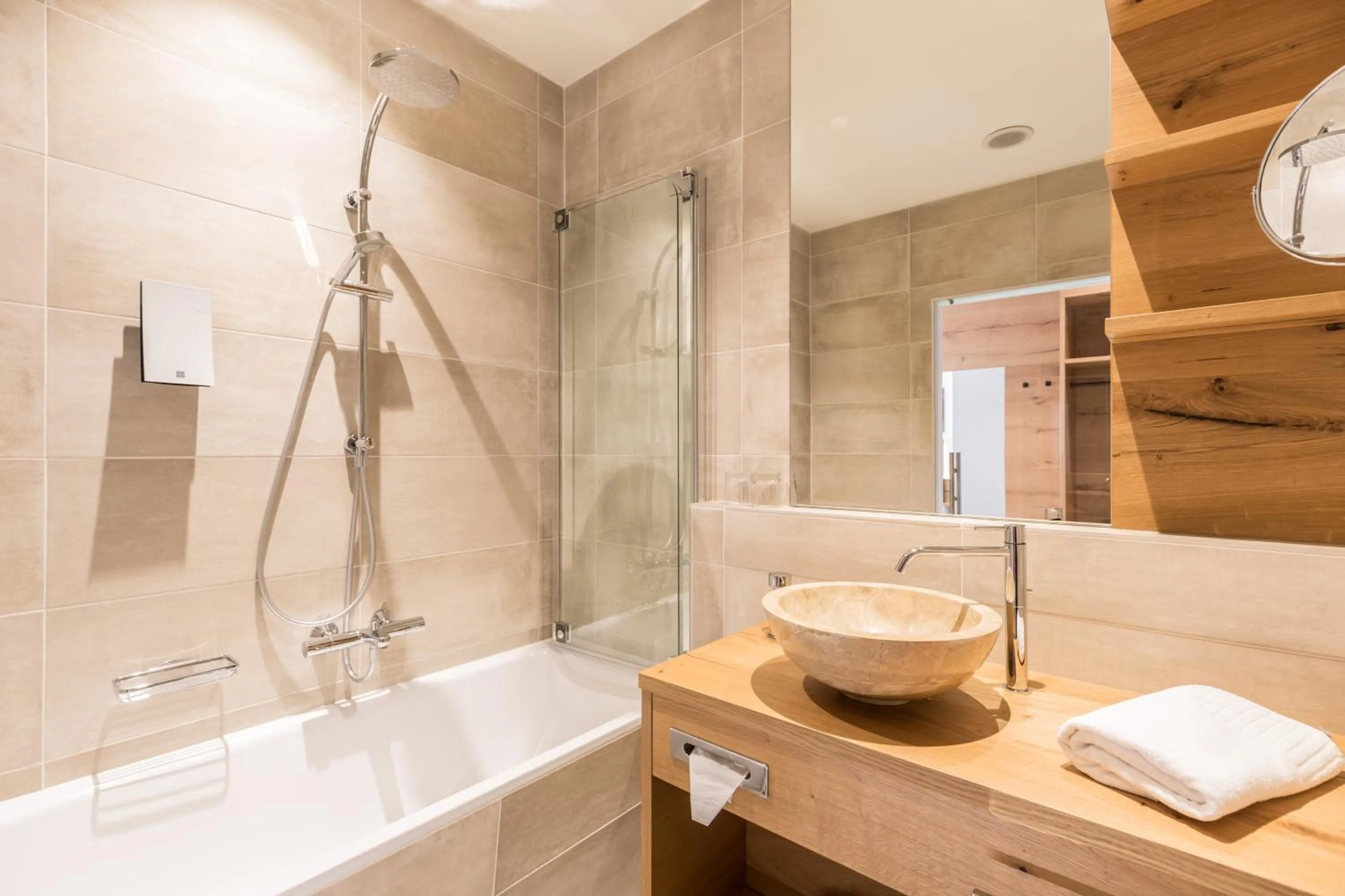 Bathroom in Hotel Eitljörg