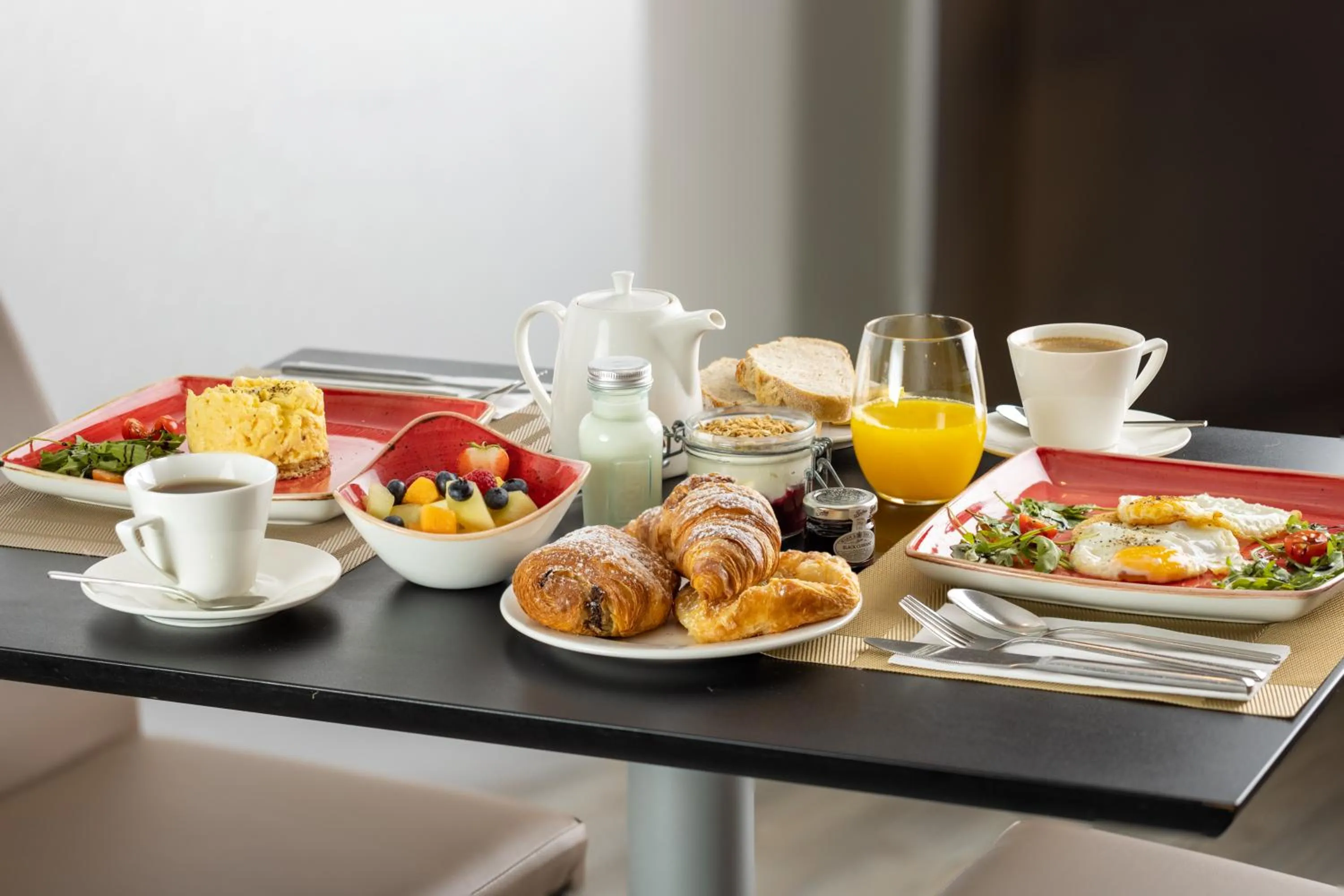 Breakfast in The Queens Gate Hotel