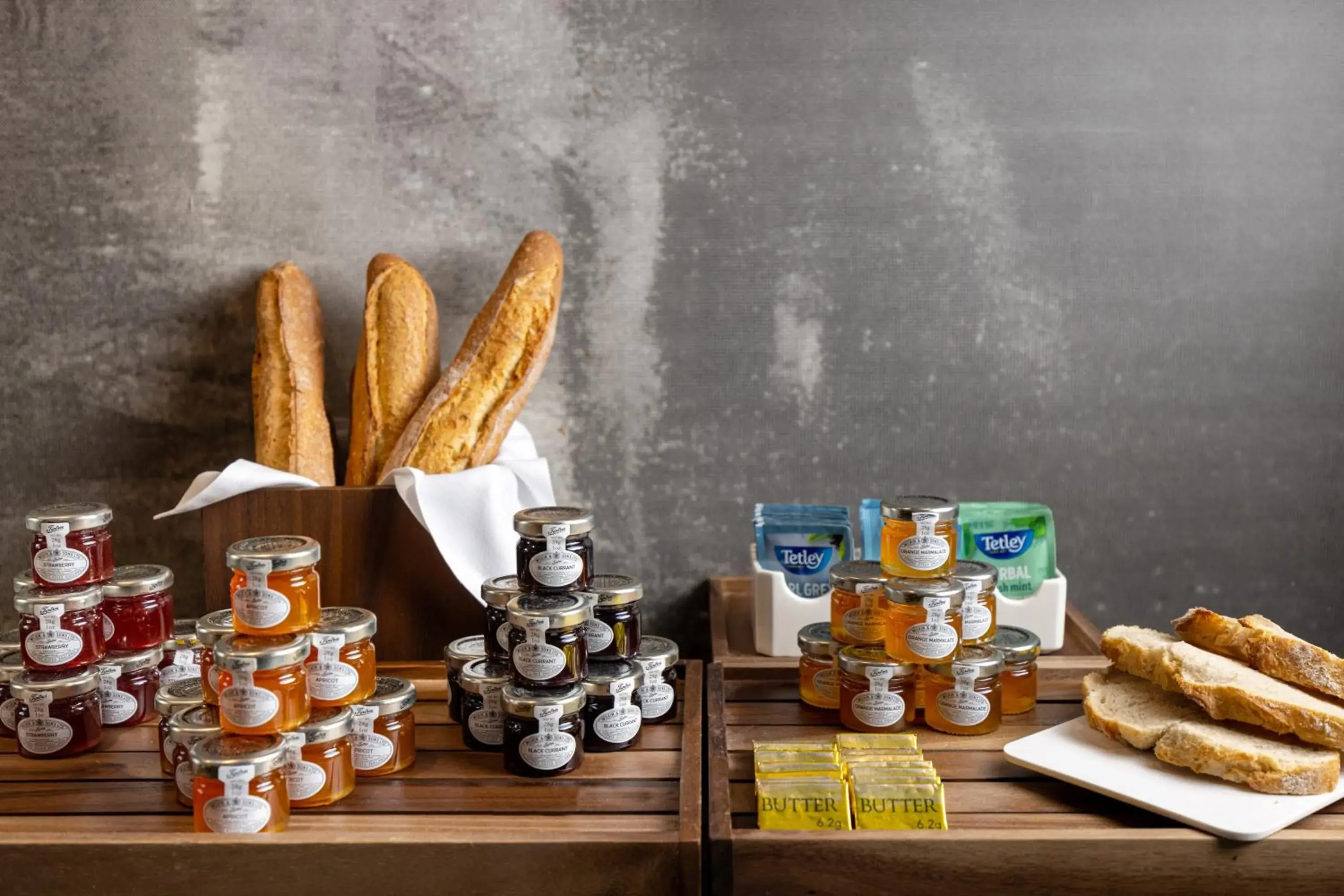 Breakfast in The Queens Gate Hotel Breakfast in The Queens Gate Hotel