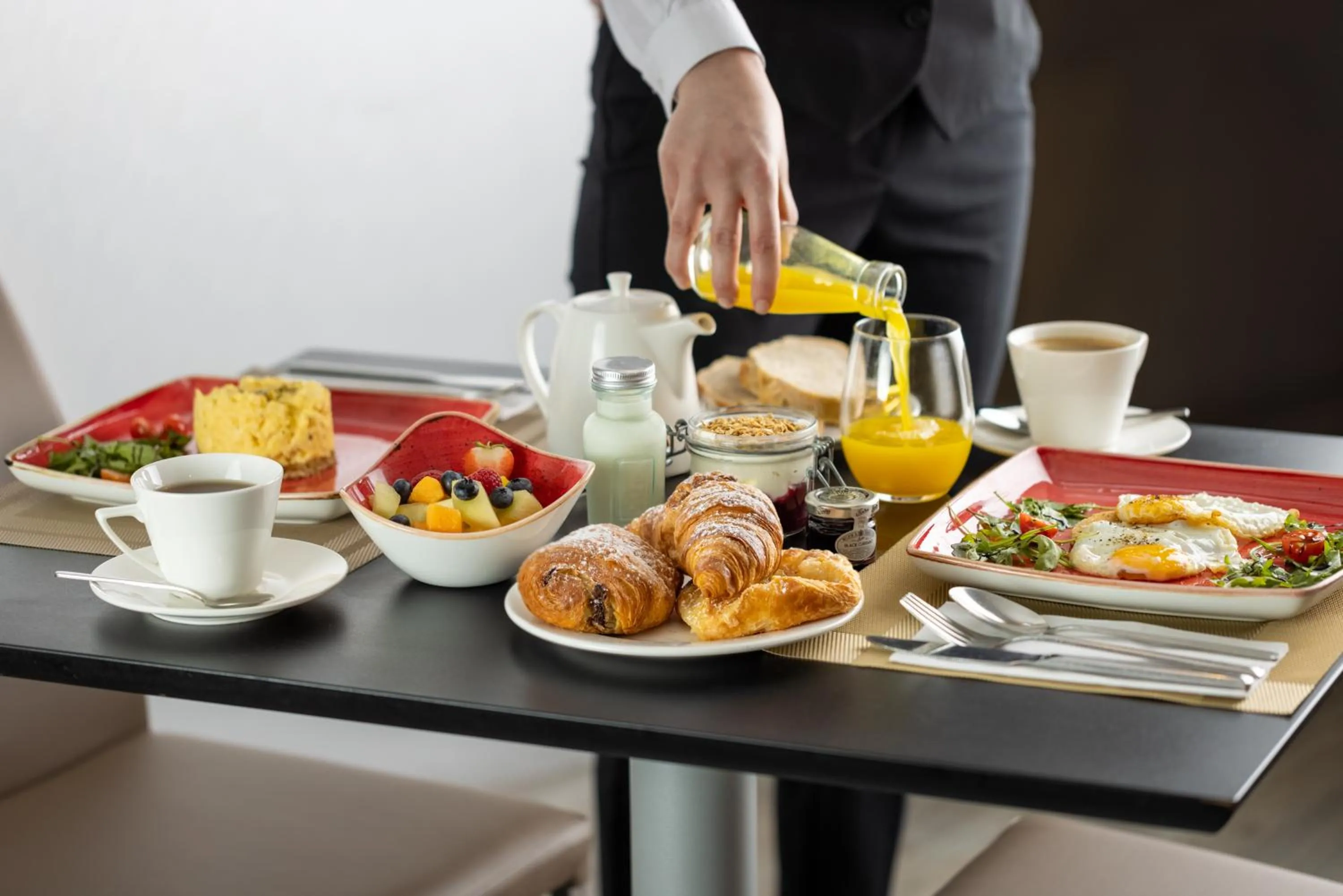 Breakfast in The Queens Gate Hotel