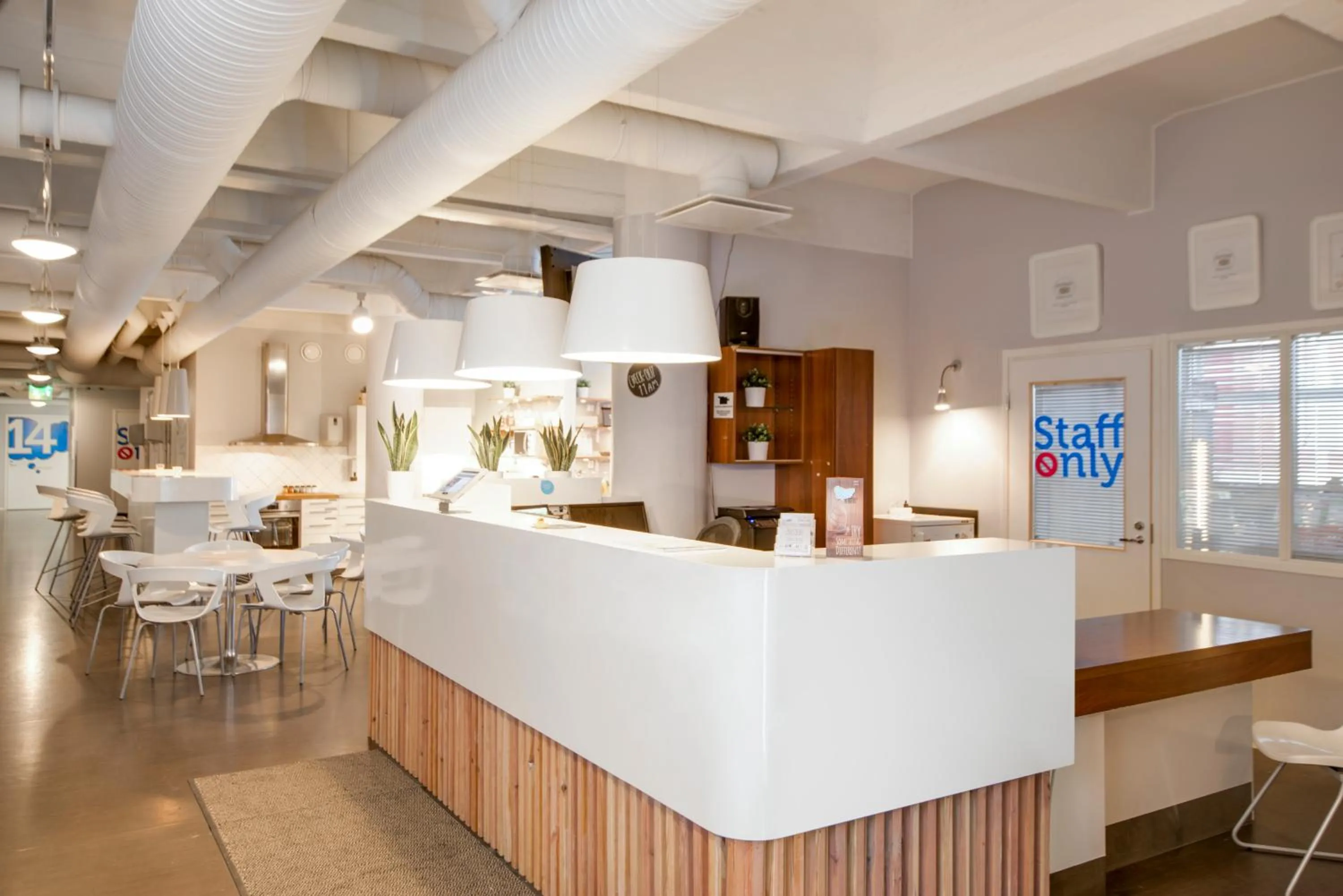 Communal lounge/ TV room in Dream Hostel & Hotel Tampere